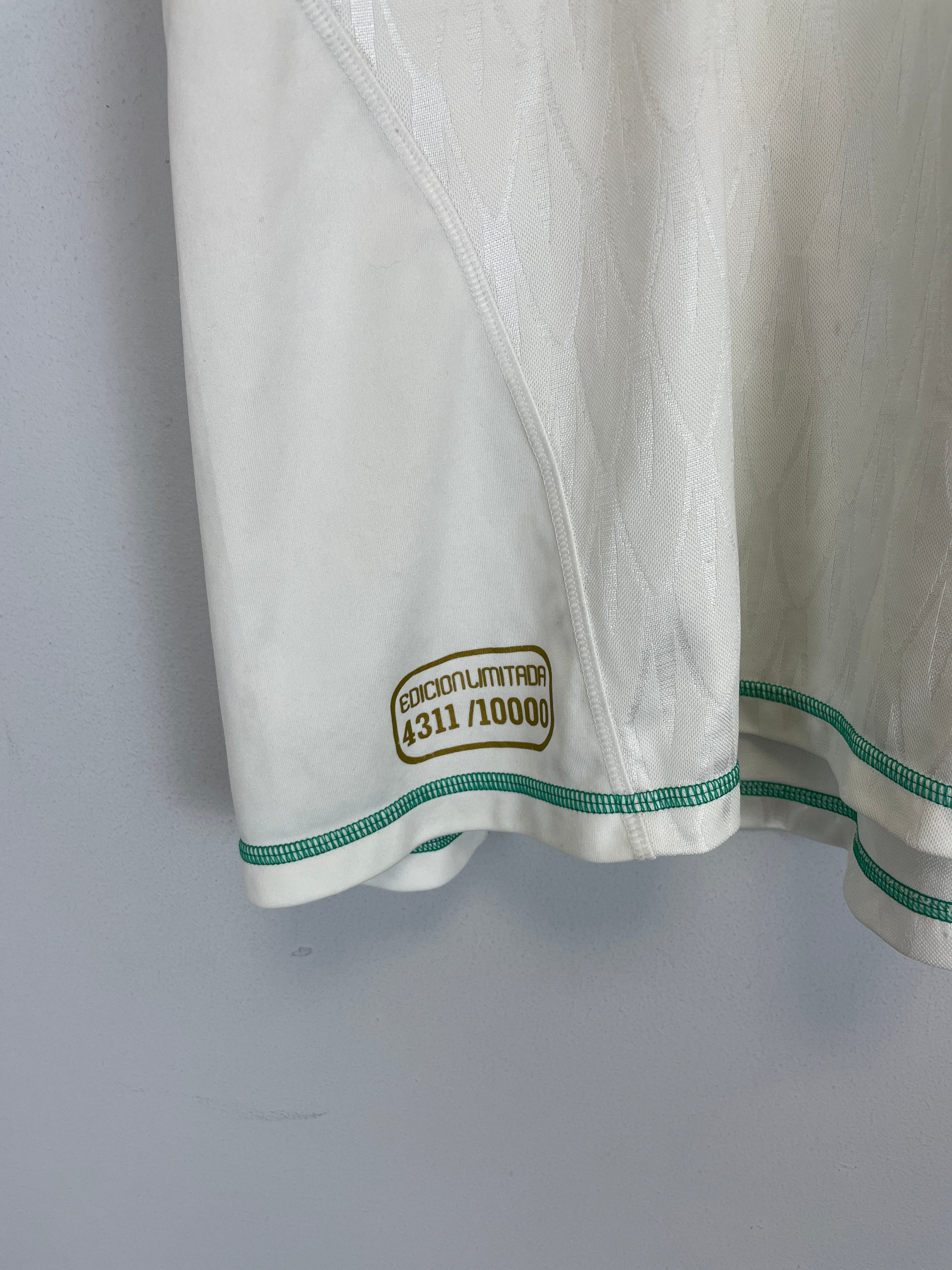 Shop 2010/11 MEXICO *LIMITED EDITION* AWAY SHIRT (L) ADIDAS, classic football shirts, vintage football shirts & retro soccer jerseys at Cult Kits