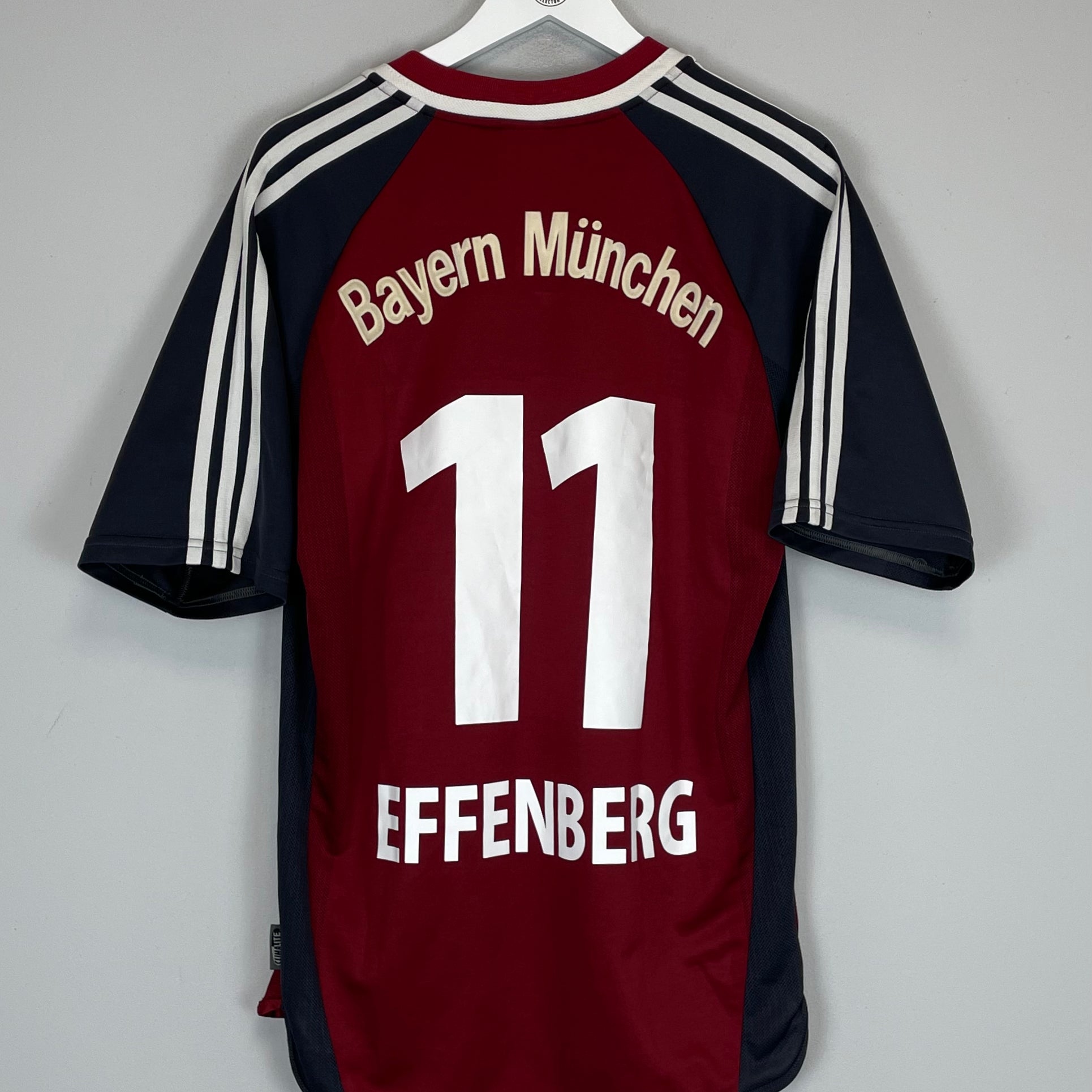 Shop 2001/02 BAYERN MUNICH EFFENBERG #11 HOME SHIRT (M) ADIDAS, classic football shirts, vintage football shirts & retro soccer jerseys at Cult Kits