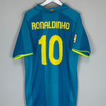 Shop 2007/09 BARCELONA RONALDINHO #10 AWAY SHIRT (XL) NIKE, classic football shirts, vintage football shirts & retro soccer jerseys at Cult Kits