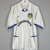 Shop 2002/03 LEEDS UNITED MILNER #38 HOME SHIRT (L) NIKE, classic football shirts, vintage football shirts & retro soccer jerseys at Cult Kits