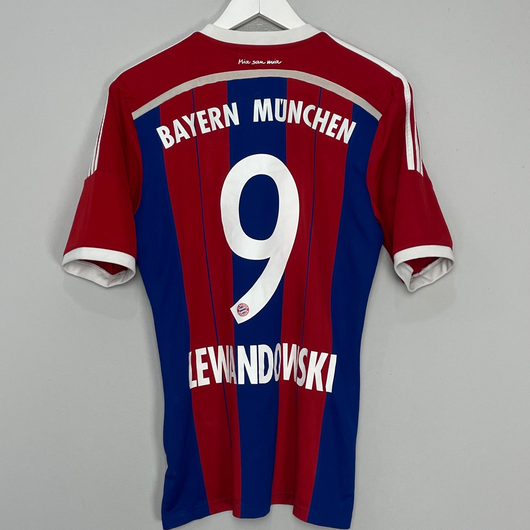 Shop 2014/15 BAYERN MUNICH LEWANDOWSKI #9 HOME SHIRT (M) ADIDAS, classic football shirts, vintage football shirts & retro soccer jerseys at Cult Kits
