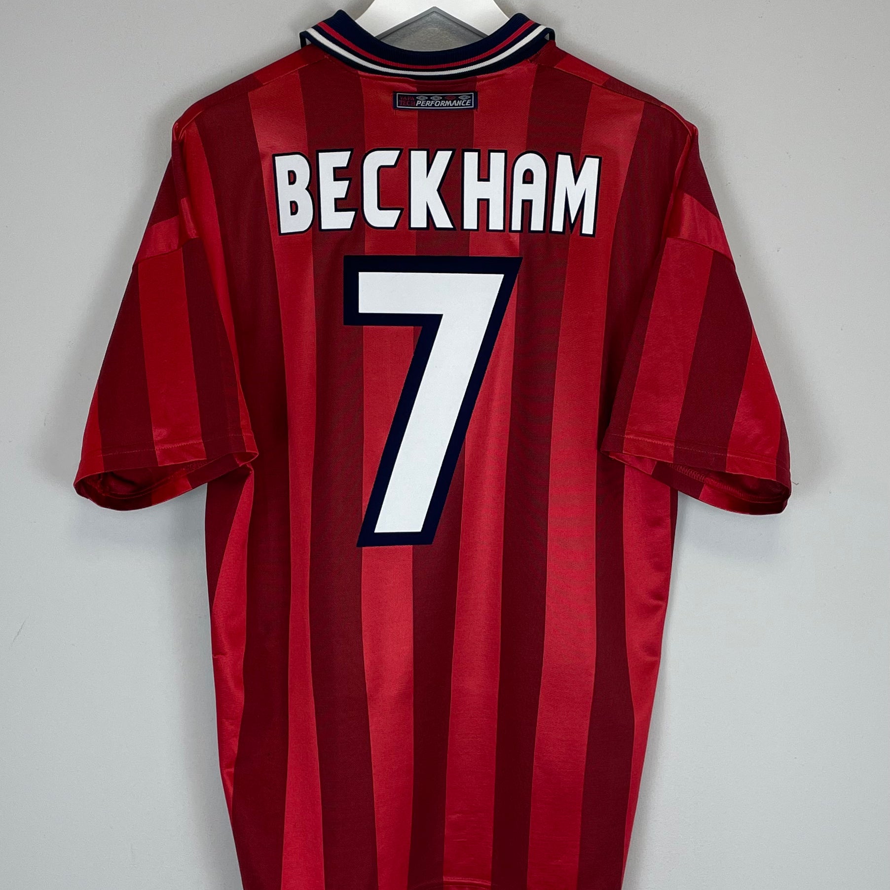 Shop 1997/99 ENGLAND BECKHAM #7 AWAY SHIRT (L) UMBRO, classic football shirts, vintage football shirts & retro soccer jerseys at Cult Kits