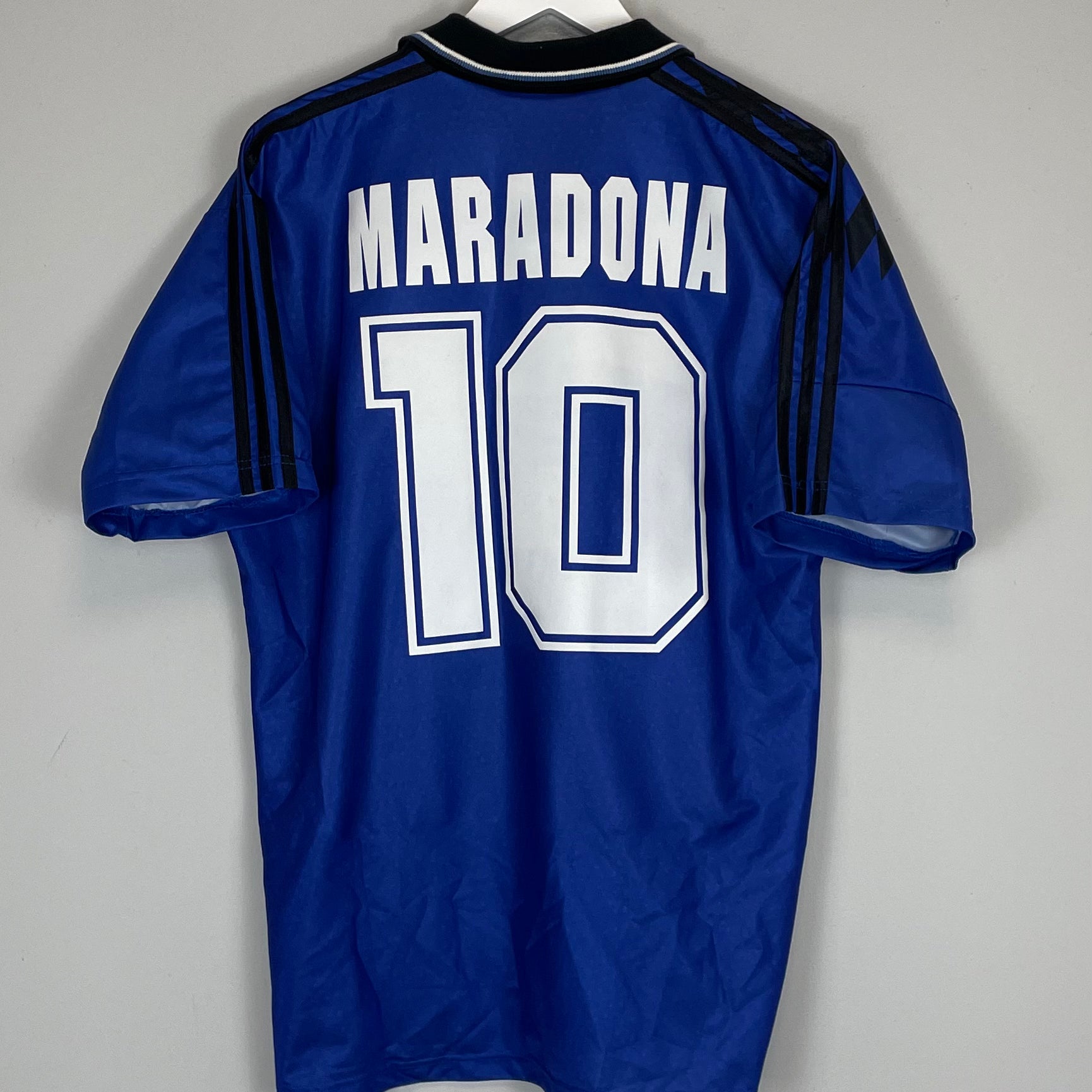 Shop 1994 ARGENTINA MARADONA #10 AWAY SHIRT (M) ADIDAS, classic football shirts, vintage football shirts & retro soccer jerseys at Cult Kits