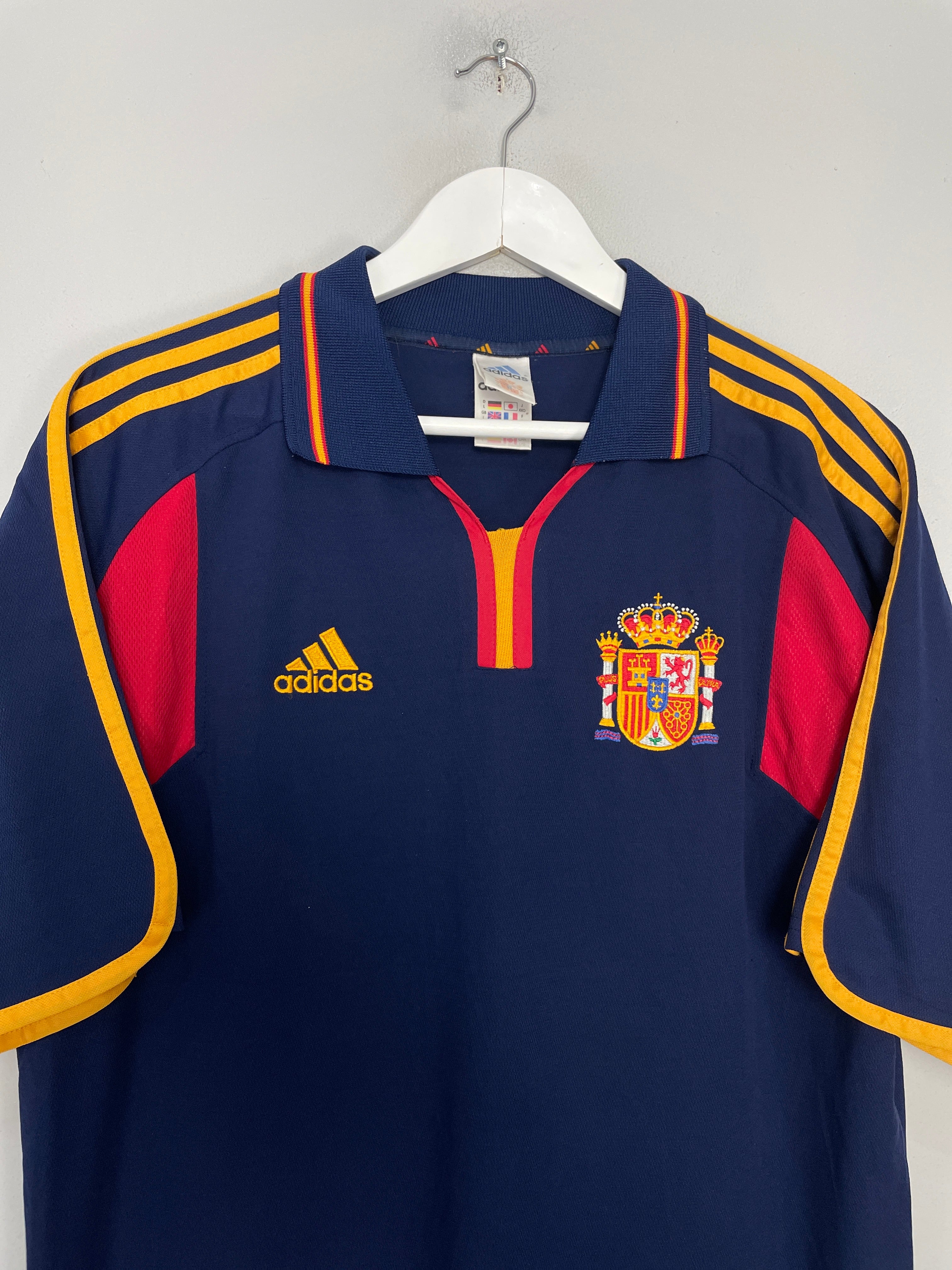 Shop 2000/02 SPAIN AWAY SHIRT (L) ADIDAS, classic football shirts, vintage football shirts & retro soccer jerseys at Cult Kits