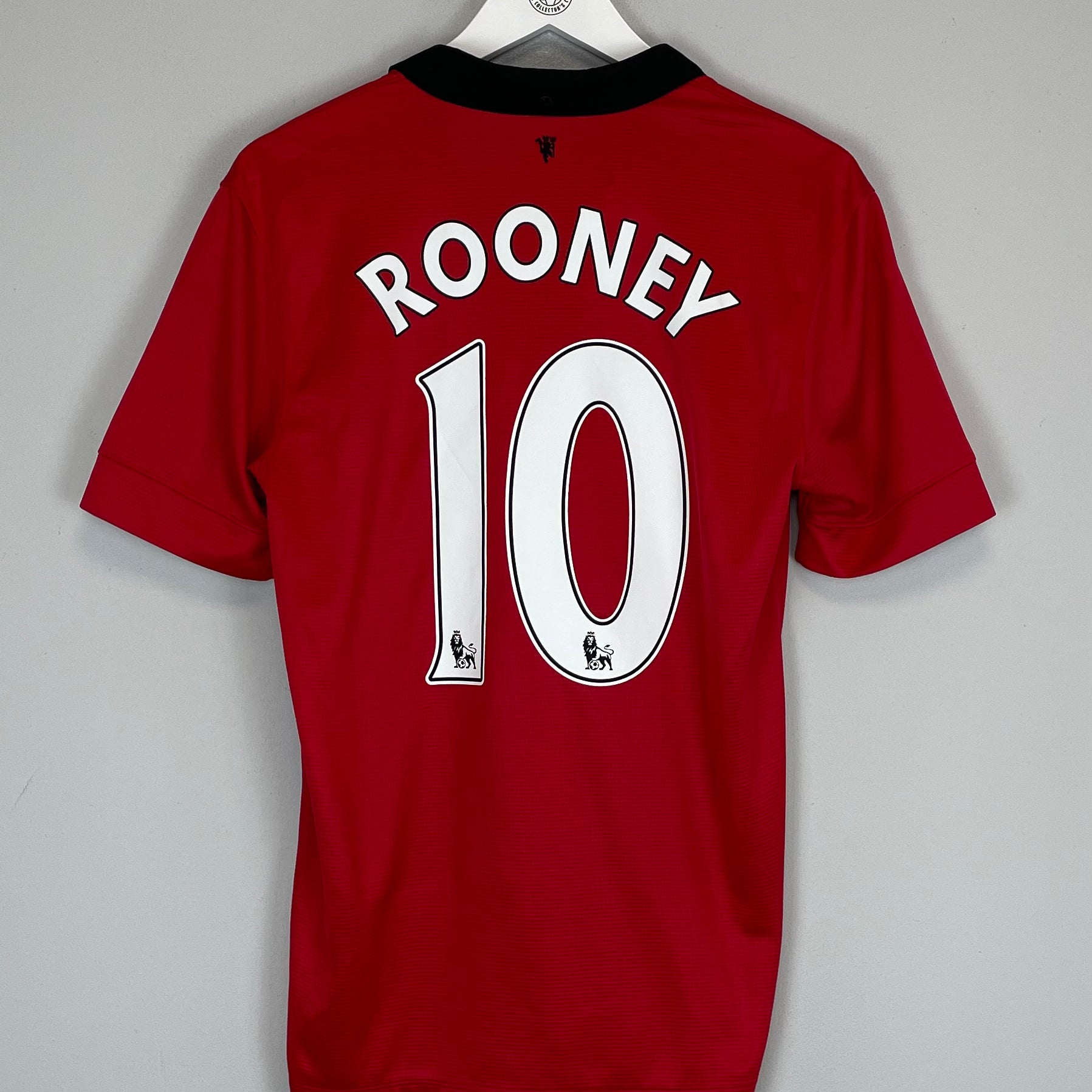 Shop 2013/14 MANCHESTER UNITED ROONEY #10 HOME SHIRT (M) NIKE, classic football shirts, vintage football shirts & retro soccer jerseys at Cult Kits