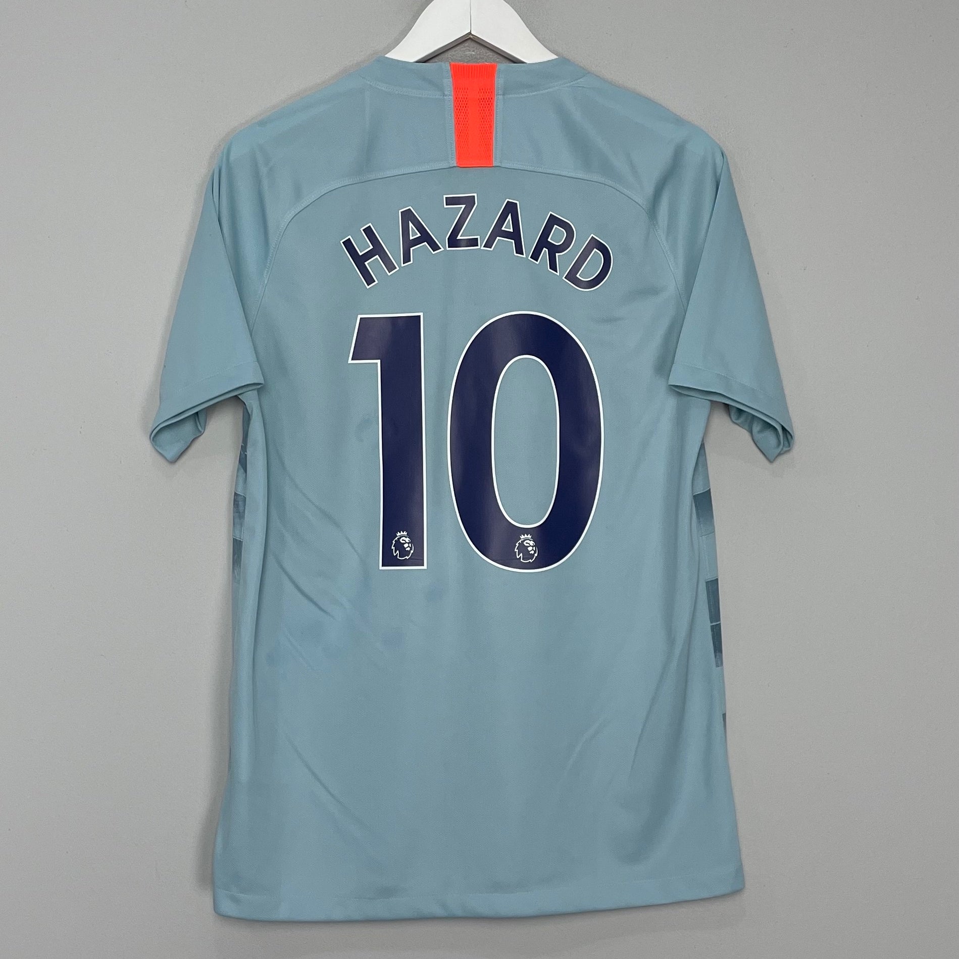 Shop 2018/19 CHELSEA HAZARD #10 THIRD SHIRT (M) NIKE, classic football shirts, vintage football shirts & retro soccer jerseys at Cult Kits