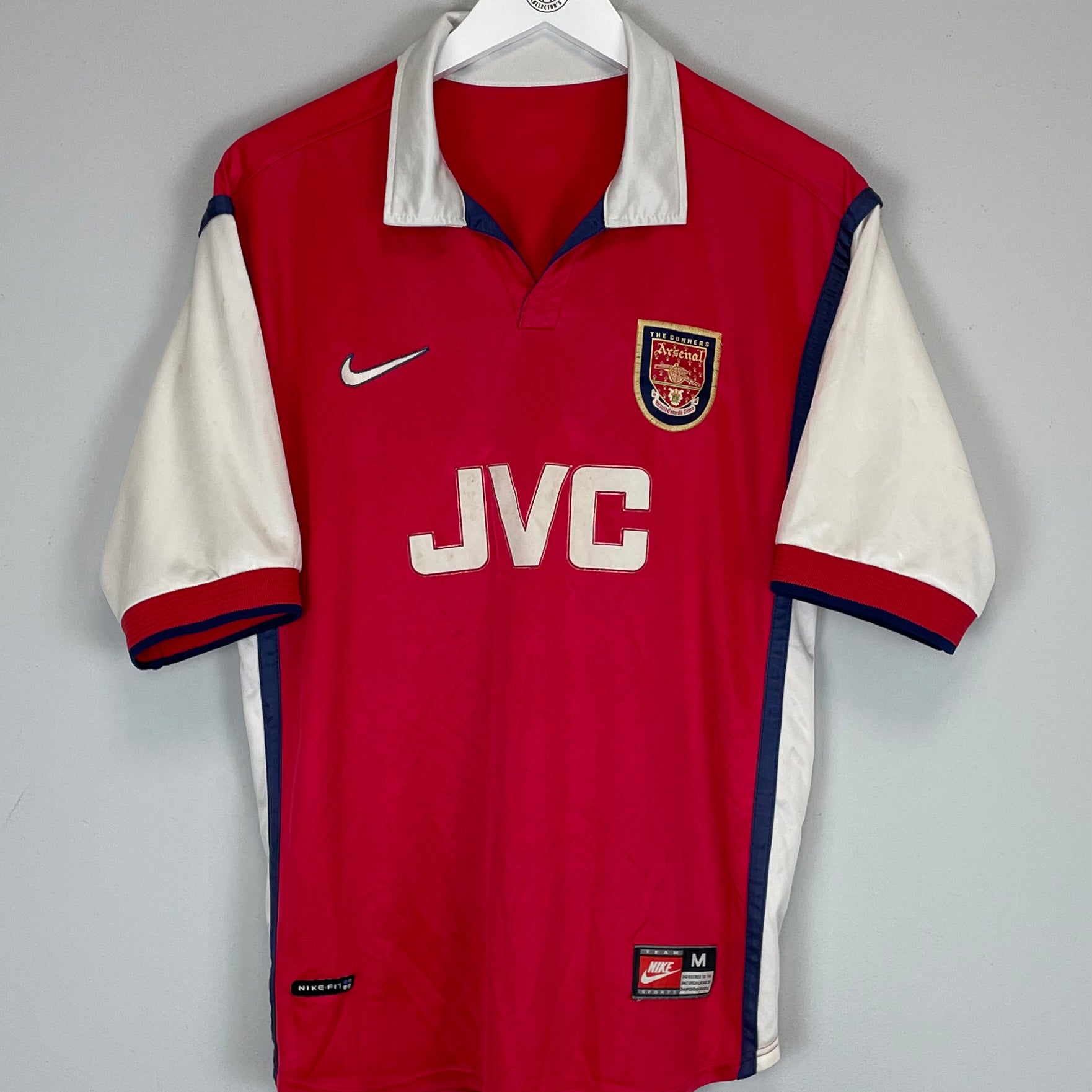 Shop 1998/99 ARSENAL HOME SHIRT (M) NIKE, classic football shirts, vintage football shirts & retro soccer jerseys at Cult Kits