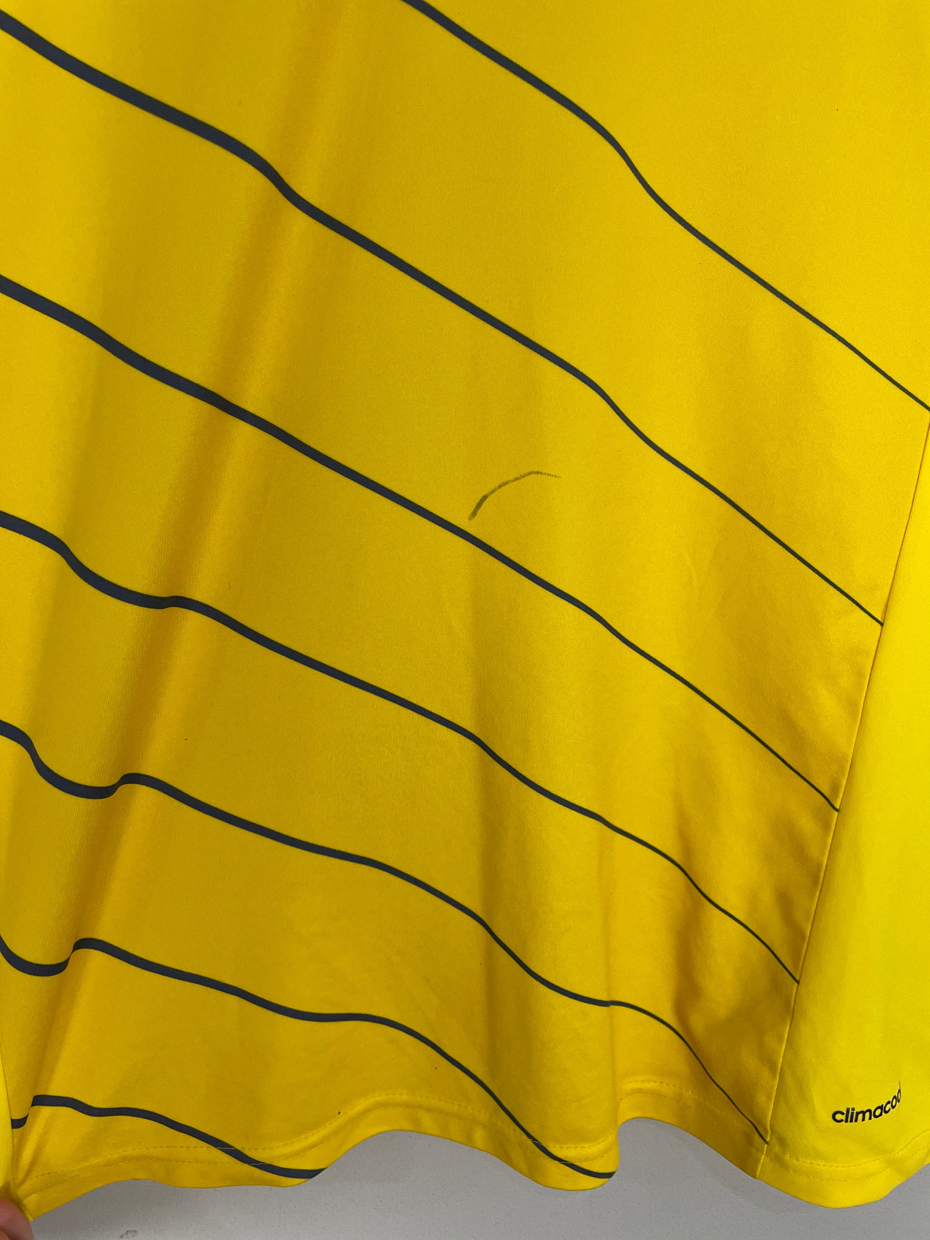 Shop 2014/15 COLOMBIA WAKA WAKA #7 HOME SHIRT (M) ADIDAS, classic football shirts, vintage football shirts & retro soccer jerseys at Cult Kits