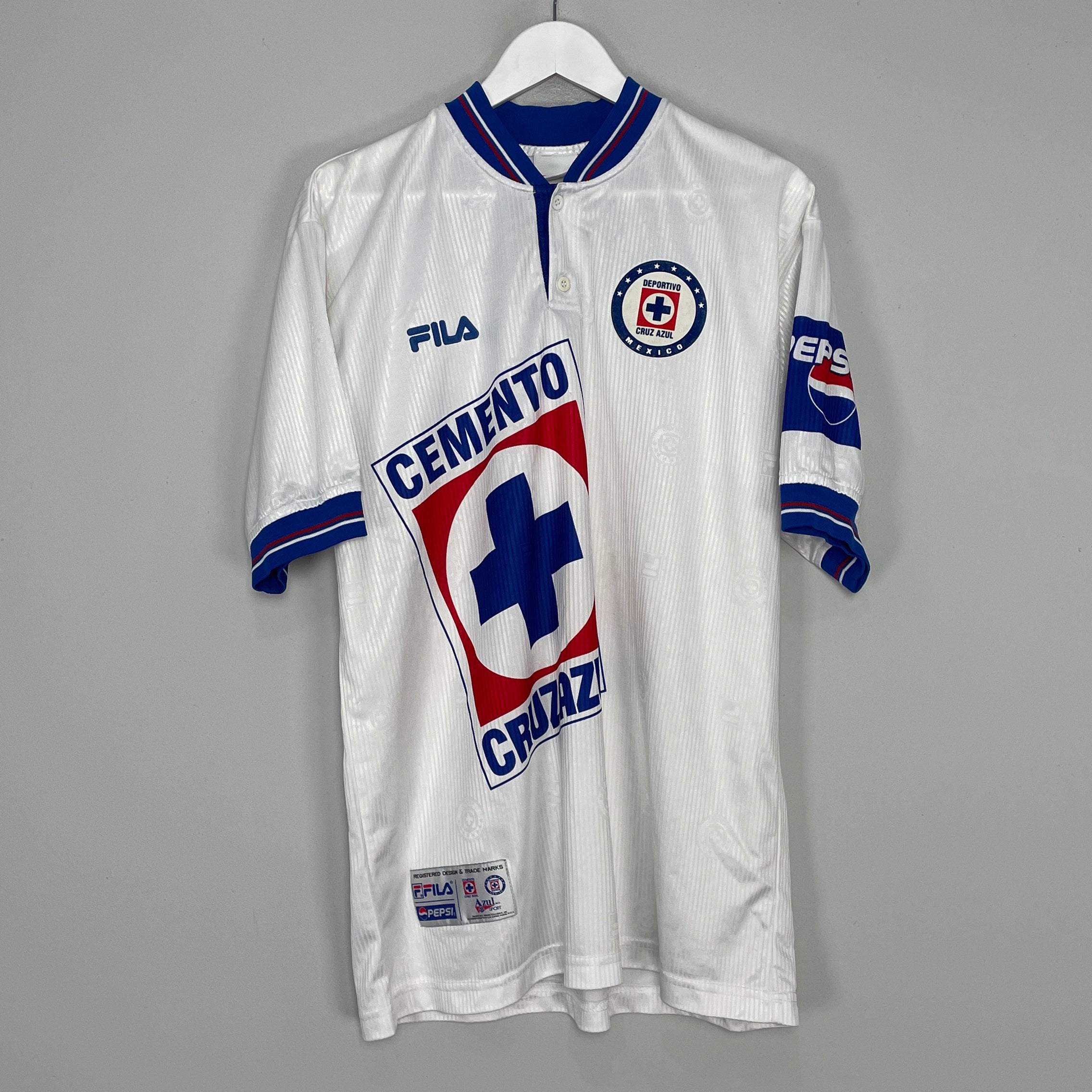 Shop 1999/00 CRUZ AZUL AWAY SHIRT (L) FILA, classic football shirts, vintage football shirts & retro soccer jerseys at Cult Kits