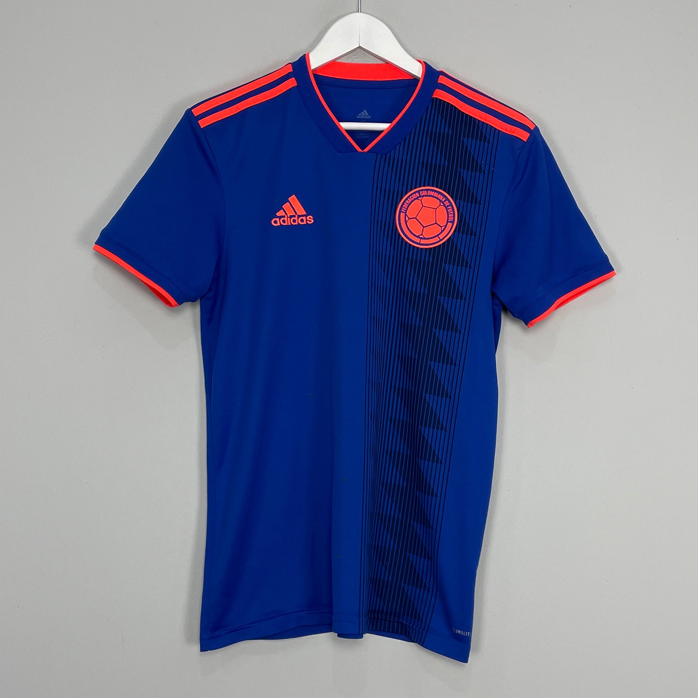 Shop 2018/19 COLOMBIA AWAY SHIRT (S) ADIDAS, classic football shirts, vintage football shirts & retro soccer jerseys at Cult Kits