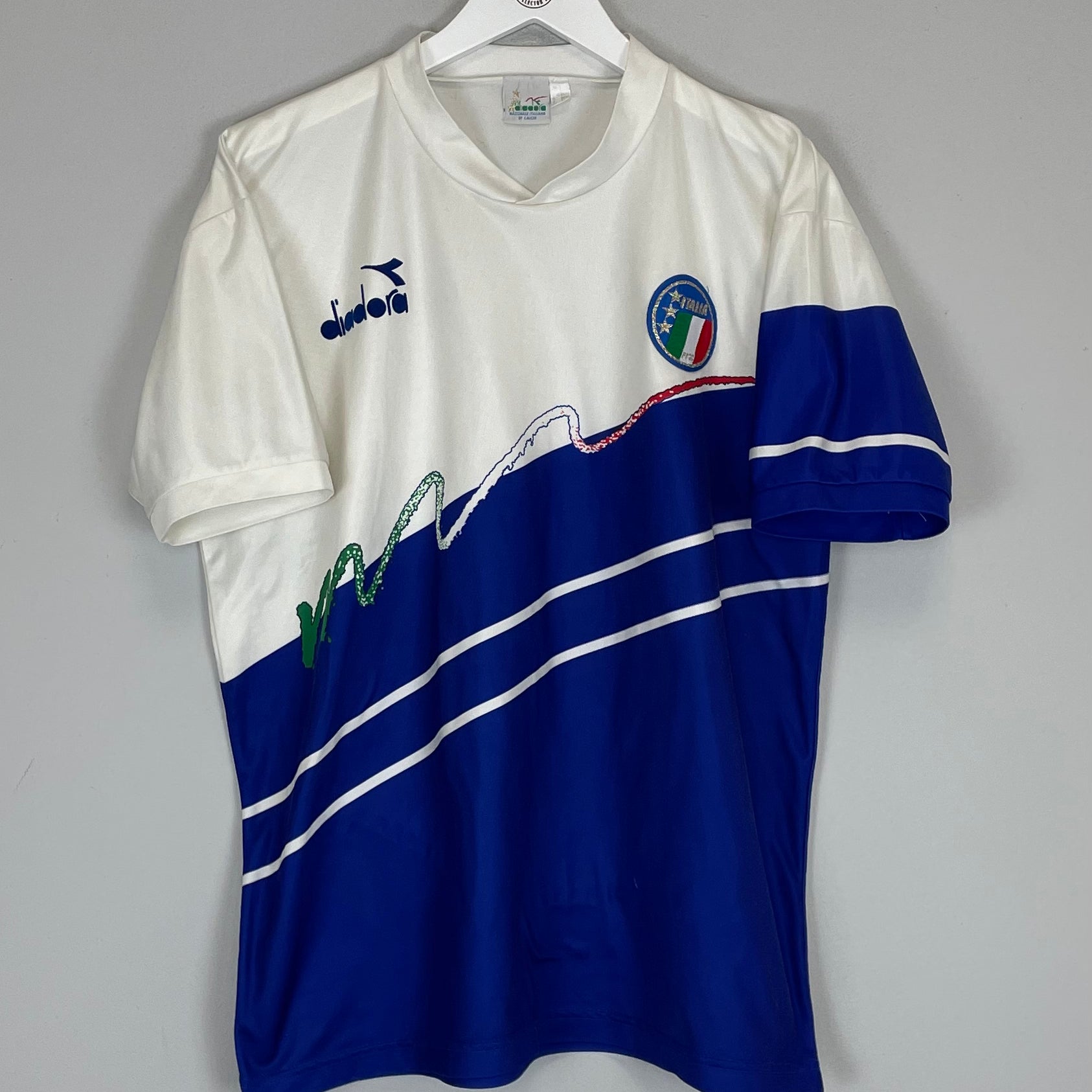 Shop 1990/92 ITALY TRAINING SHIRT (XL) DIADORA, classic football shirts, vintage football shirts & retro soccer jerseys at Cult Kits
