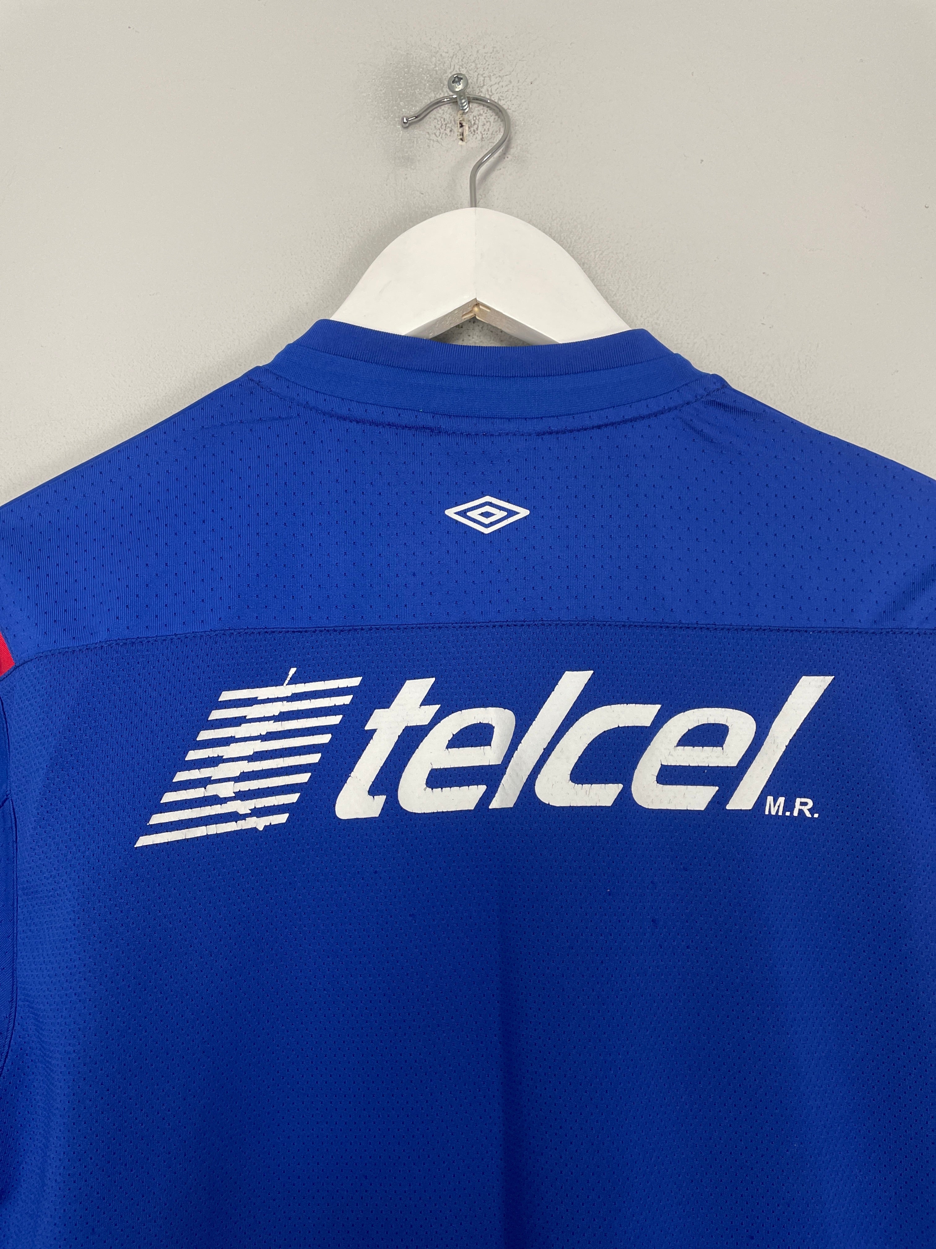 Shop 2011/12 CRUZ AZUL L/S HOME SHIRT (S) UMBRO, classic football shirts, vintage football shirts & retro soccer jerseys at Cult Kits