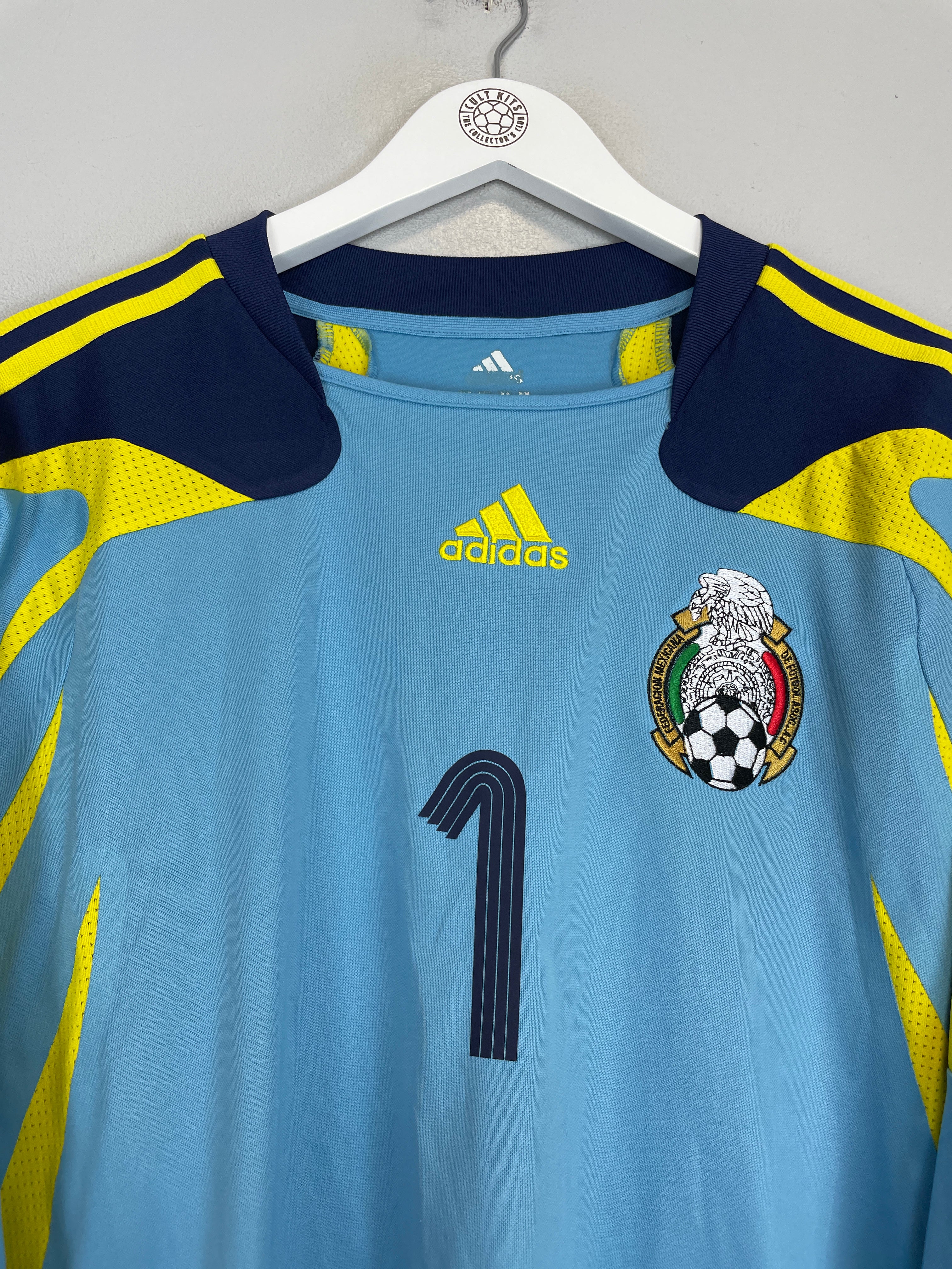 Buy 2006/07 MEXICO G.OCHOA 1 GK SHIRT (L) ADIDAS ~ Free worldwide shipping ~ Authentic Vintage Football Shirts from Cult Kits