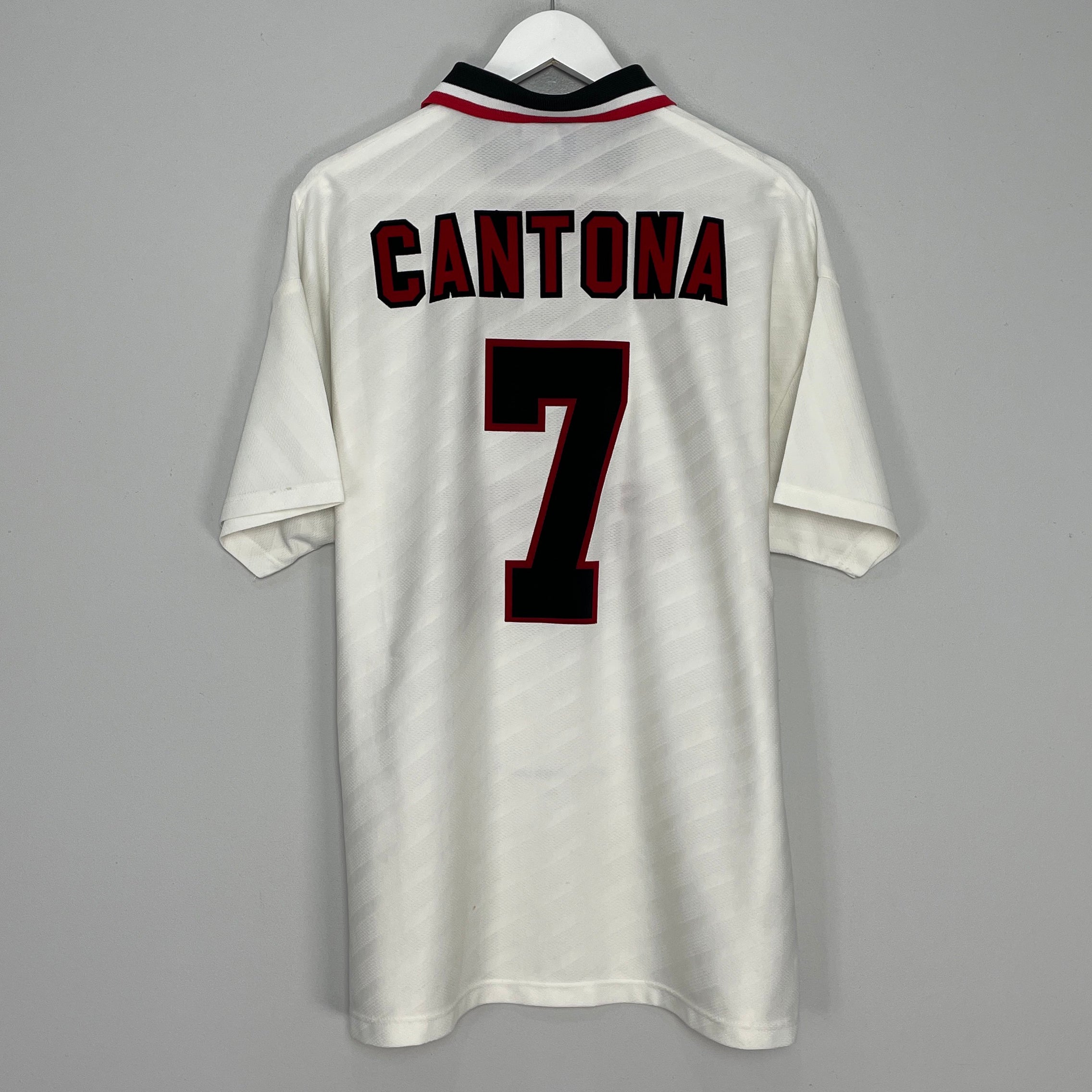 Shop 1996/97 MANCHESTER UNITED CANTONA #7 AWAY SHIRT (XXL) UMBRO, classic football shirts, vintage football shirts & retro soccer jerseys at Cult Kits