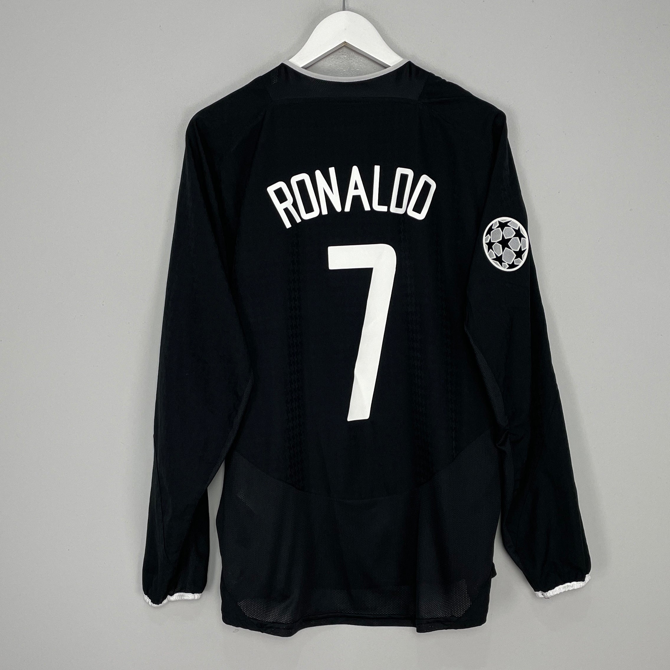 Shop 2003/05 MANCHESTER UNITED RONALDO #7 L/S C/L AWAY SHIRT (L) NIKE, classic football shirts, vintage football shirts & retro soccer jerseys at Cult Kits