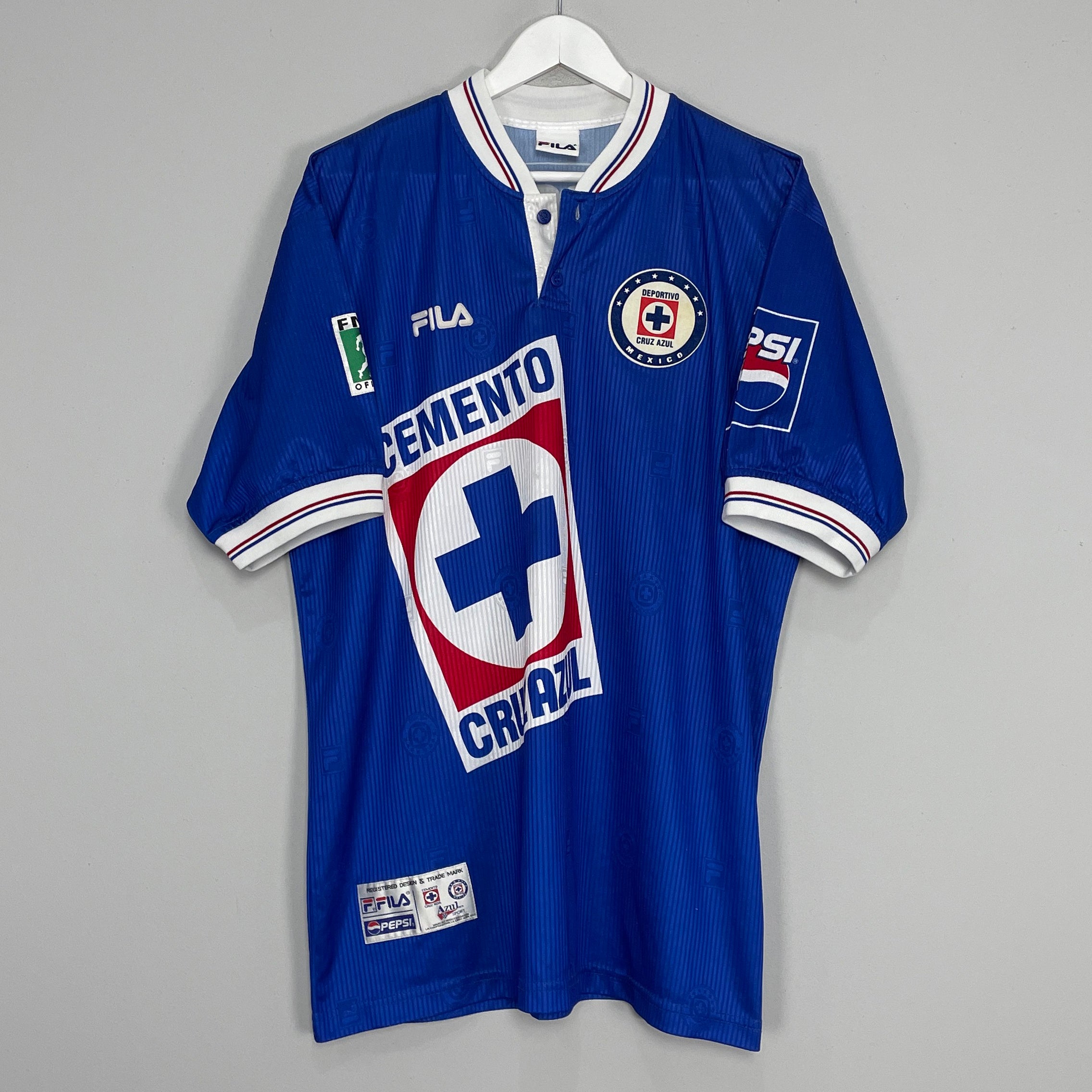 Shop 1998/99 CRUZ AZUL HOME SHIRT (XL) FILA, classic football shirts, vintage football shirts & retro soccer jerseys at Cult Kits