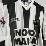Shop 2002/03 ATLETICO MINEIRO #10 HOME SHIRT (XL) UMBRO, classic football shirts, vintage football shirts & retro soccer jerseys at Cult Kits