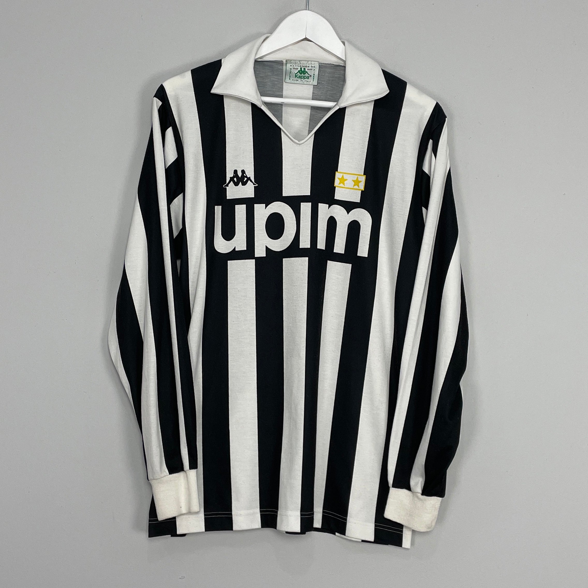 Shop 1991/92 JUVENTUS L/S HOME SHIRT (L) KAPPA, classic football shirts, vintage football shirts & retro soccer jerseys at Cult Kits
