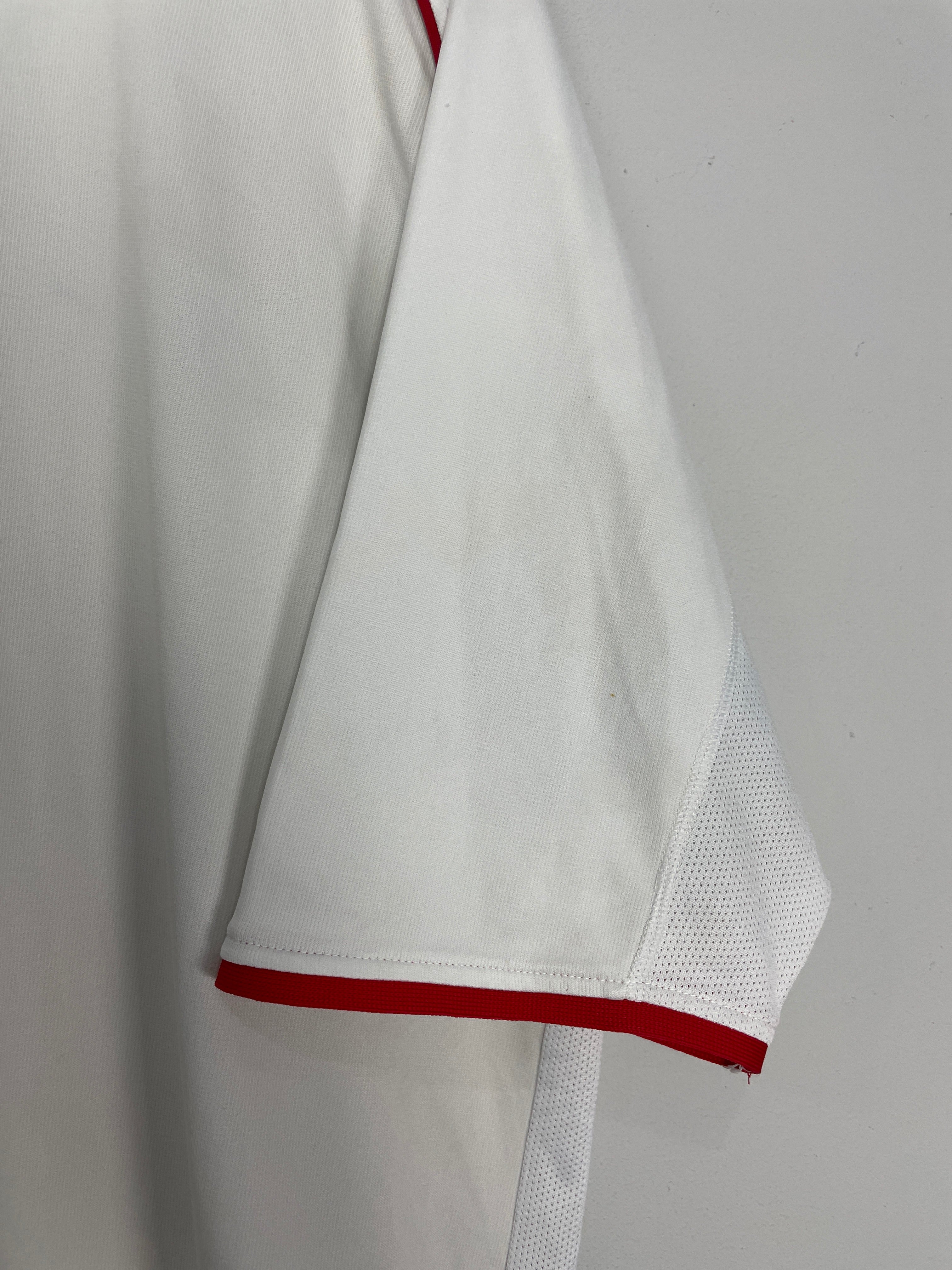 Shop 2001/02 HAMBURG HOME SHIRT (XL) NIKE, classic football shirts, vintage football shirts & retro soccer jerseys at Cult Kits