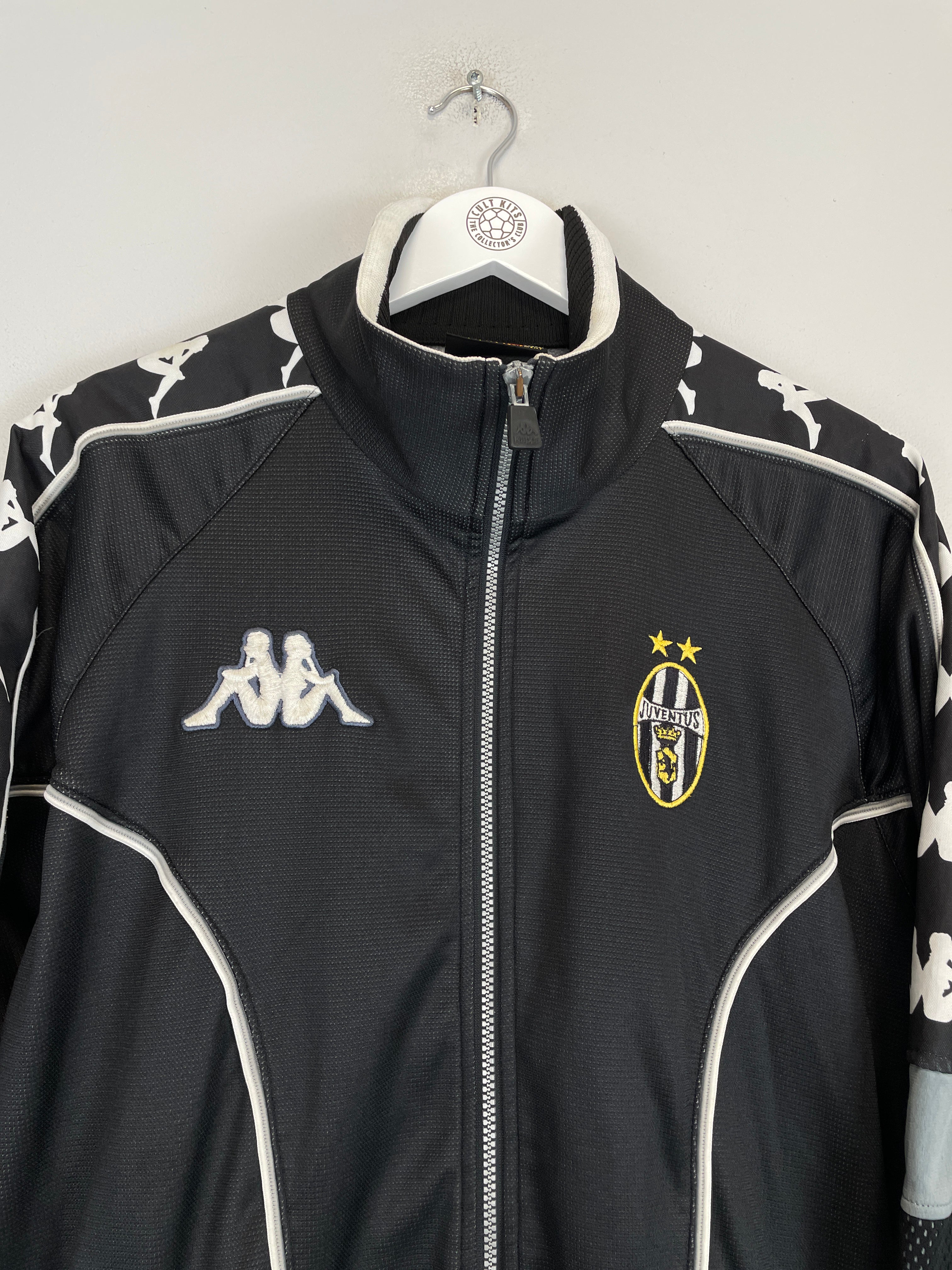 Shop 1998/99 JUVENTUS TRACK JACKET (XL) KAPPA, classic football shirts, vintage football shirts & retro soccer jerseys at Cult Kits