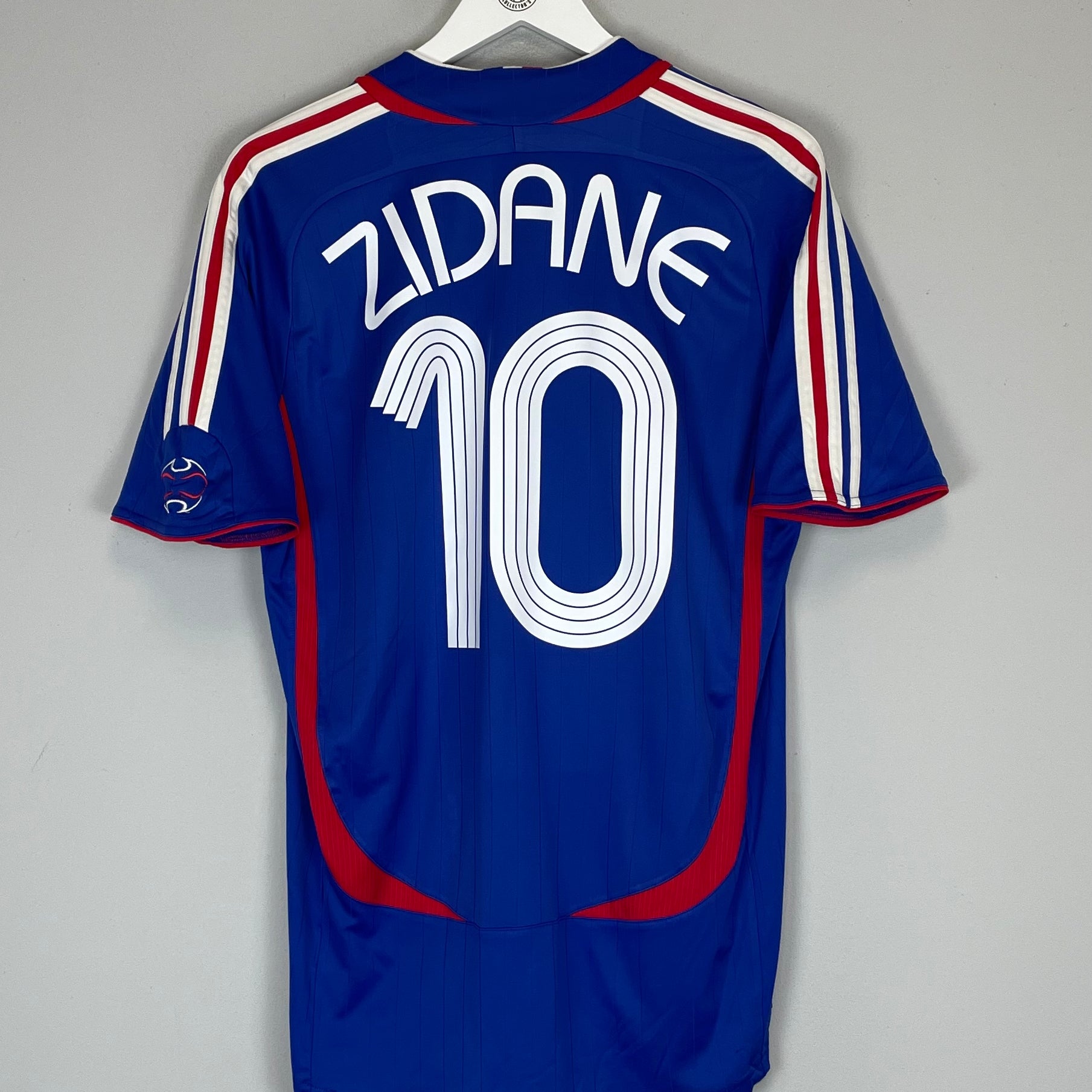 Buy 2006/07 FRANCE ZIDANE 10 HOME SHIRT (M) ADIDAS ~ Free worldwide shipping ~ Authentic Vintage Football Shirts from Cult Kits