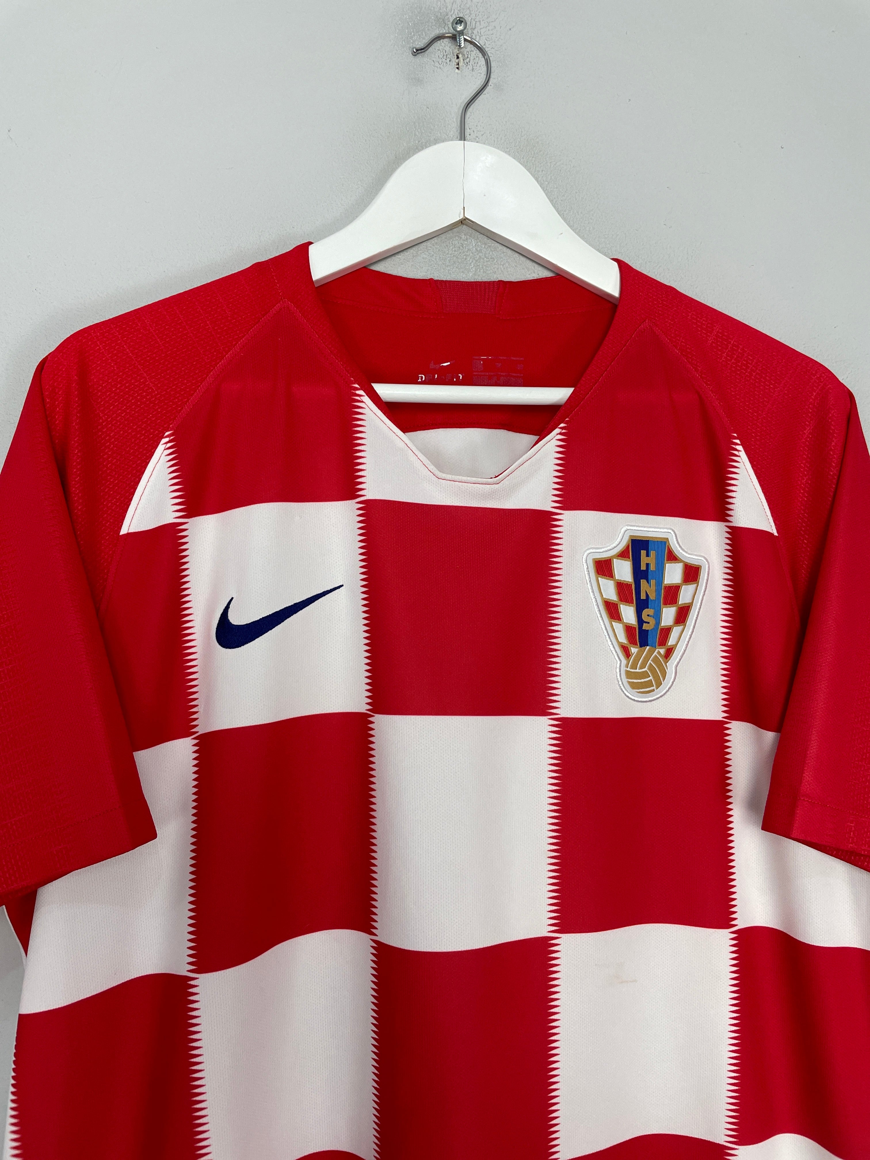 Shop 2018/19 CROATIA HOME SHIRT (XL) NIKE, classic football shirts, vintage football shirts & retro soccer jerseys at Cult Kits