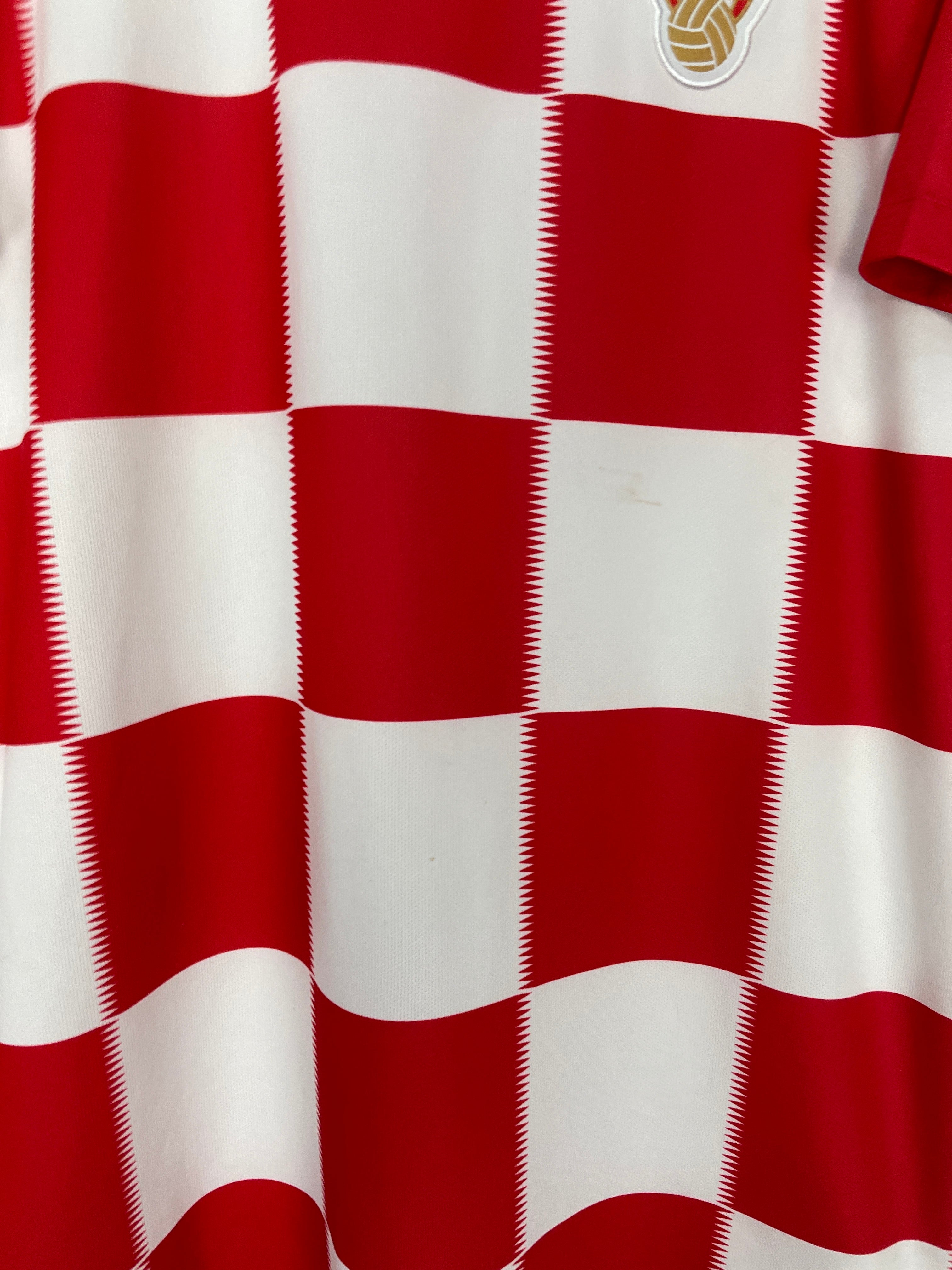 Shop 2018/19 CROATIA HOME SHIRT (XL) NIKE, classic football shirts, vintage football shirts & retro soccer jerseys at Cult Kits
