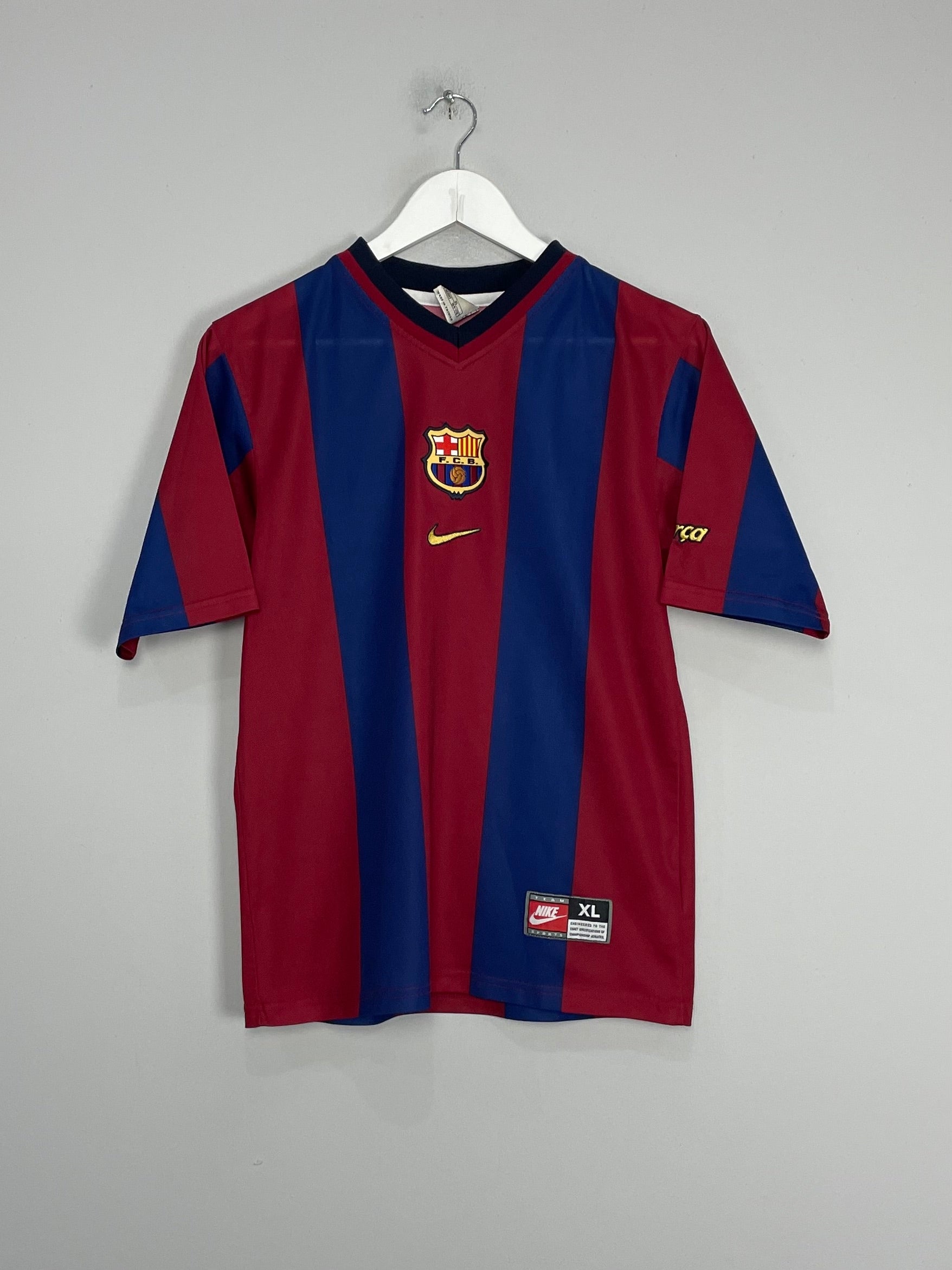 Shop 1998/00 BARCELONA HOME SHIRT (XL.KIDS) NIKE, classic football shirts, vintage football shirts & retro soccer jerseys at Cult Kits