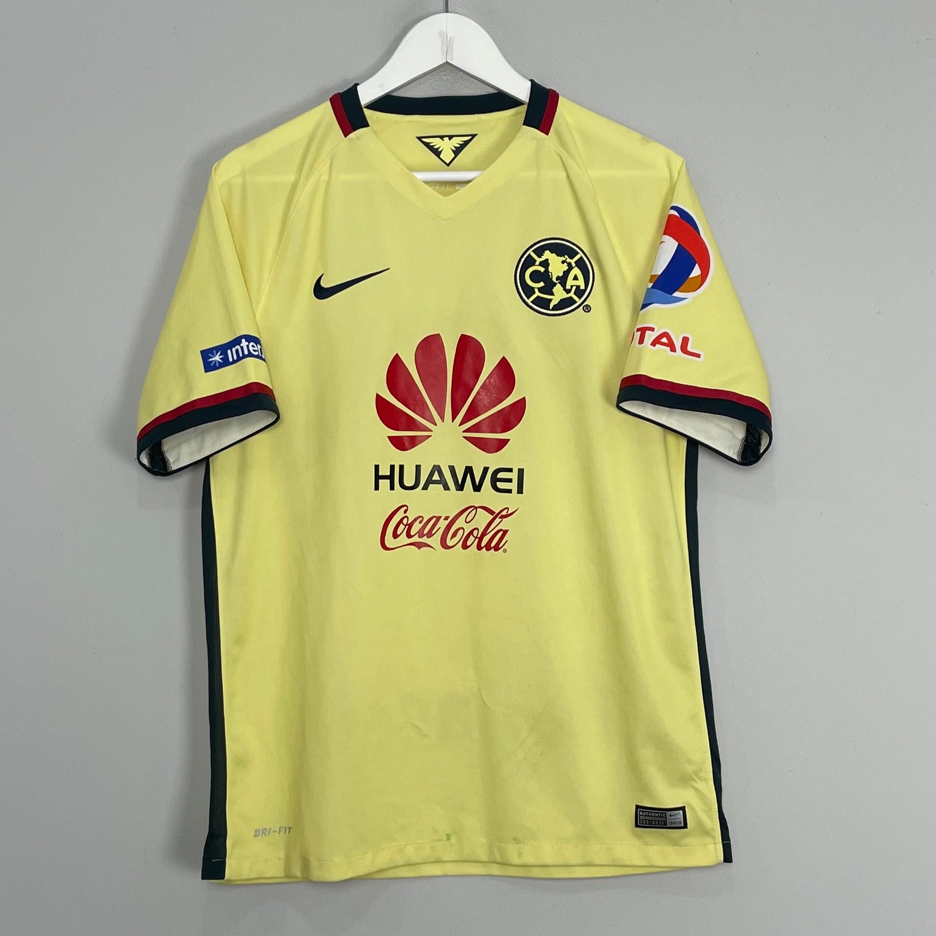 Shop 2015/16 CLUB AMERICA HOME SHIRT (M) NIKE, classic football shirts, vintage football shirts & retro soccer jerseys at Cult Kits