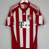 2010/11 BAYERN MUNICH HOME SHIRT (M) ADIDAS