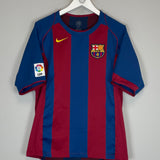 Shop 2004/05 BARCELONA RONALDINHO #10 HOME SHIRT (M) NIKE, classic football shirts, vintage football shirts & retro soccer jerseys at Cult Kits