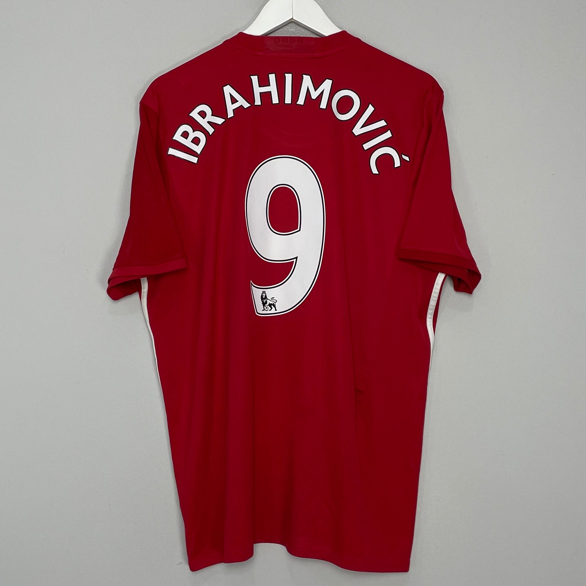 Shop 2016/17 MANCHESTER UNITED IBRAHIMOVIC #9 HOME SHIRT (XL) ADIDAS, classic football shirts, vintage football shirts & retro soccer jerseys at Cult Kits