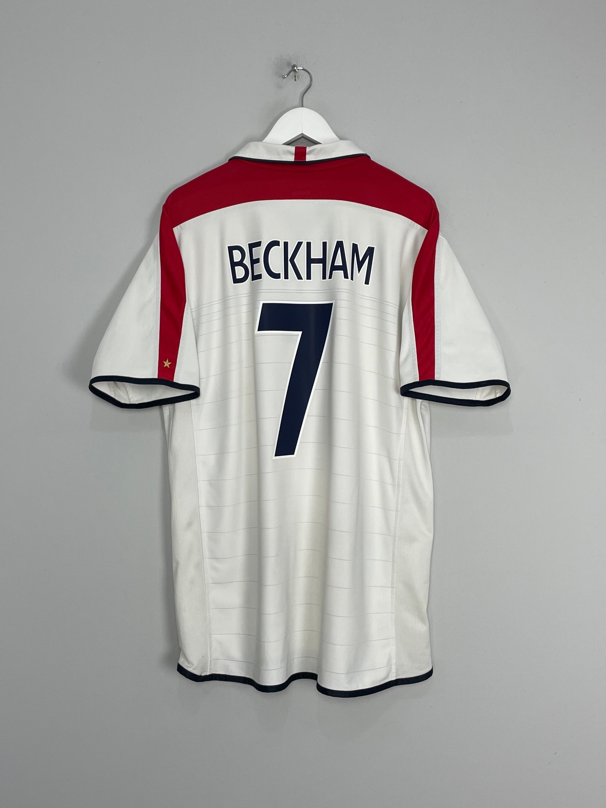 Shop 2003/05 ENGLAND BECKHAM #7 HOME SHIRT (XL) UMBRO, classic football shirts, vintage football shirts & retro soccer jerseys at Cult Kits
