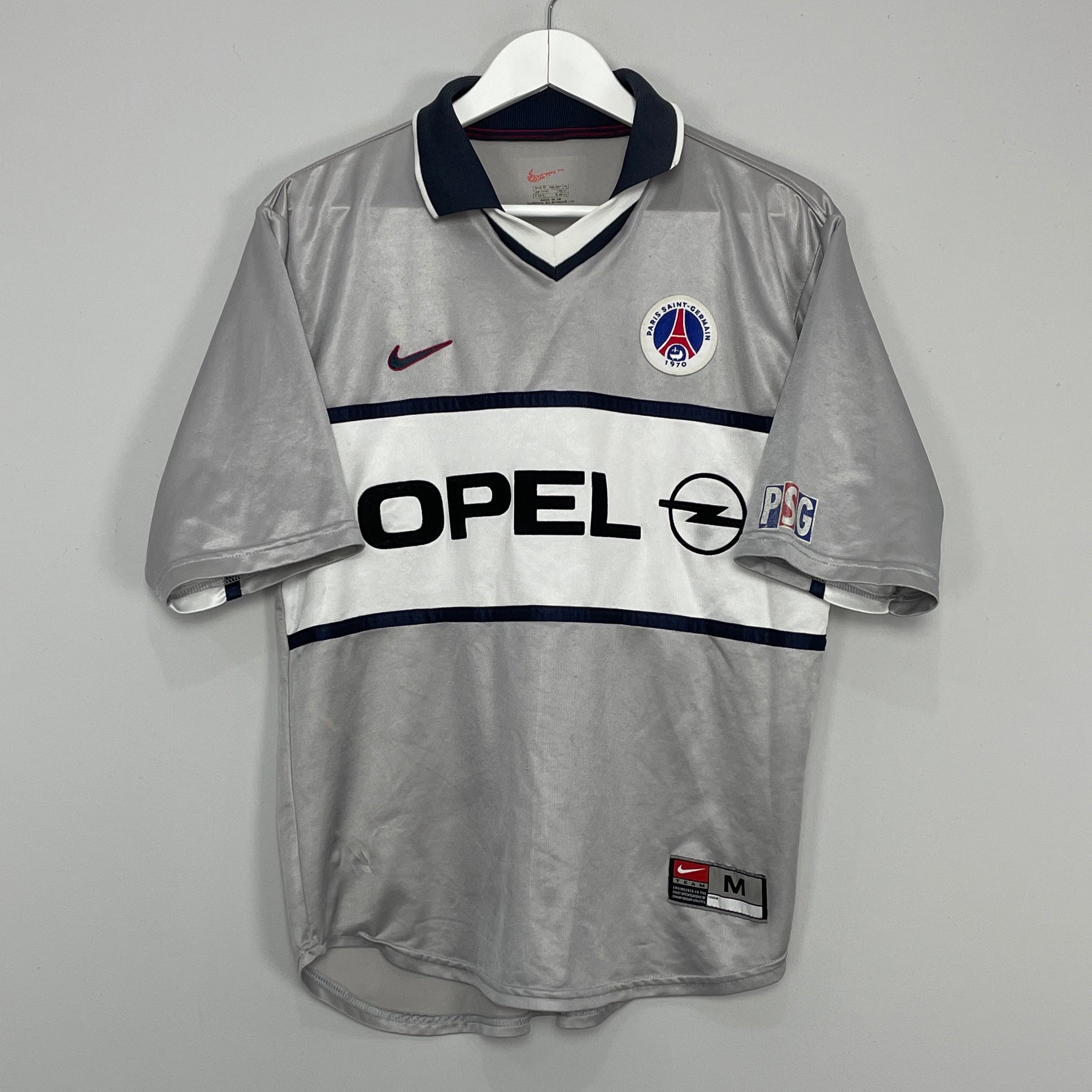 Shop 2000/01 PSG AWAY SHIRT (M) NIKE, classic football shirts, vintage football shirts & retro soccer jerseys at Cult Kits