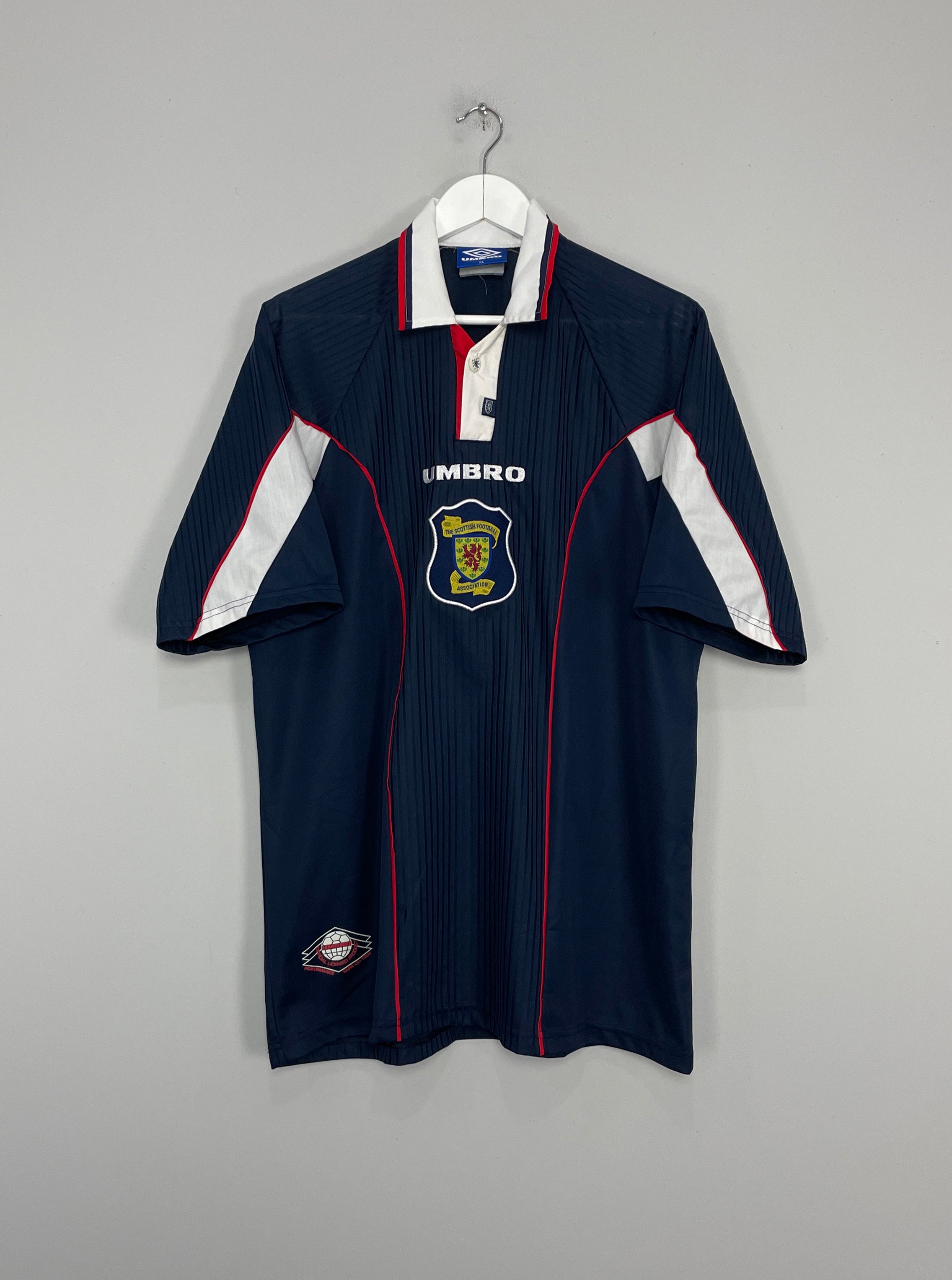 Shop 1996/98 SCOTLAND HOME SHIRT (XL) UMBRO, classic football shirts, vintage football shirts & retro soccer jerseys at Cult Kits