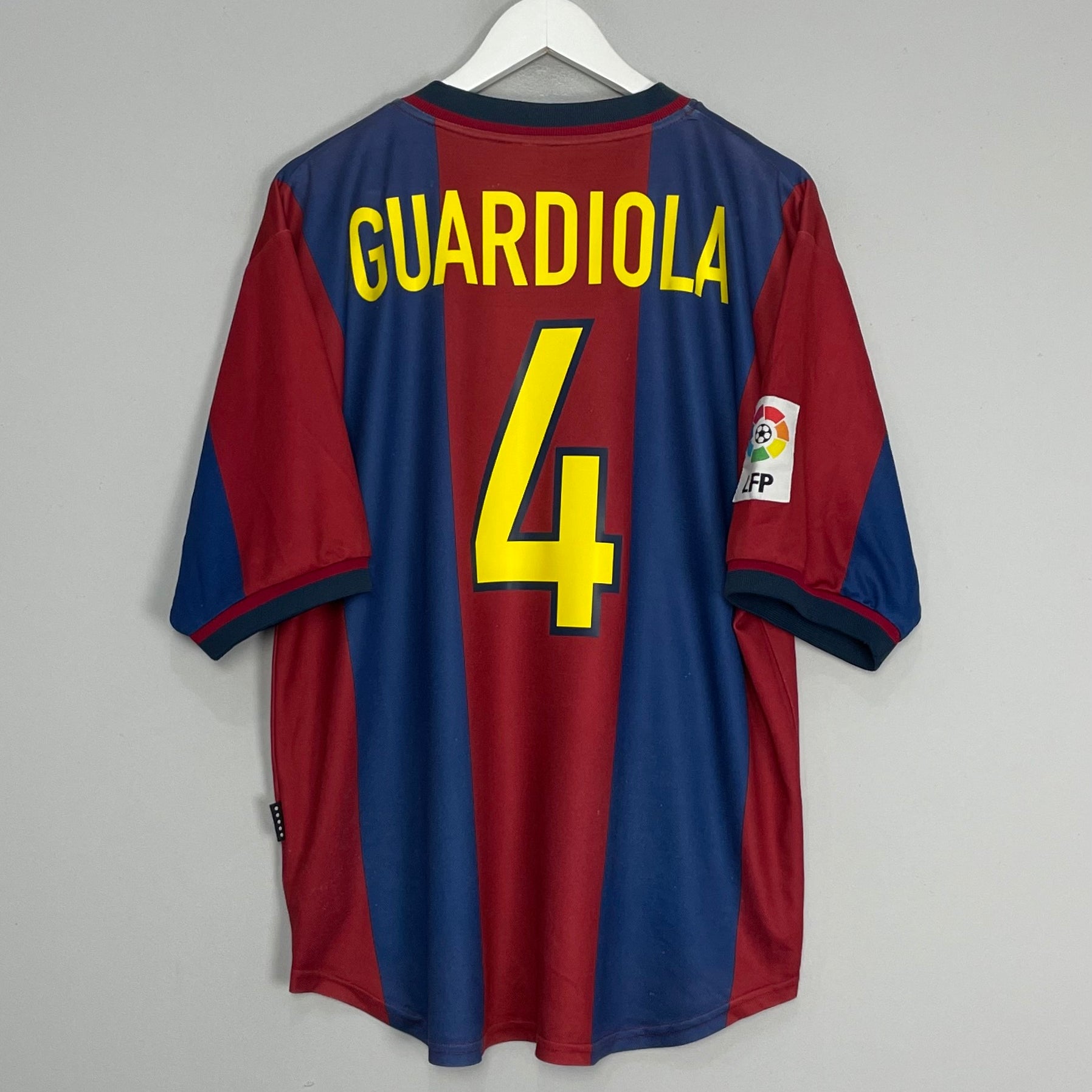 Shop 1998/00 BARCELONA GUARDIOLA #4 HOME SHIRT (L) NIKE, classic football shirts, vintage football shirts & retro soccer jerseys at Cult Kits