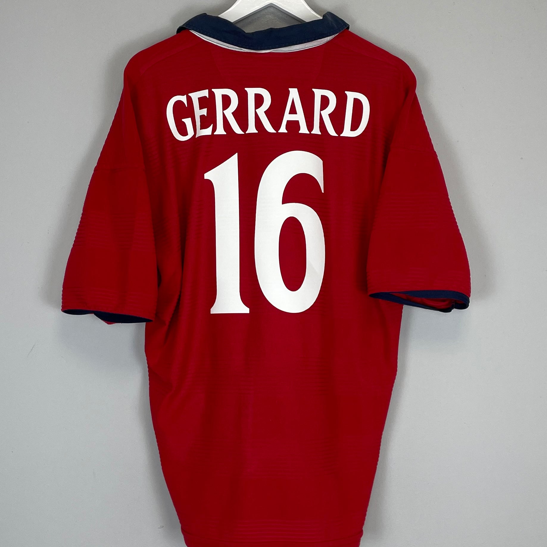 Shop 1999/01 ENGLAND GERRARD #16 AWAY SHIRT (XL) UMBRO, classic football shirts, vintage football shirts & retro soccer jerseys at Cult Kits