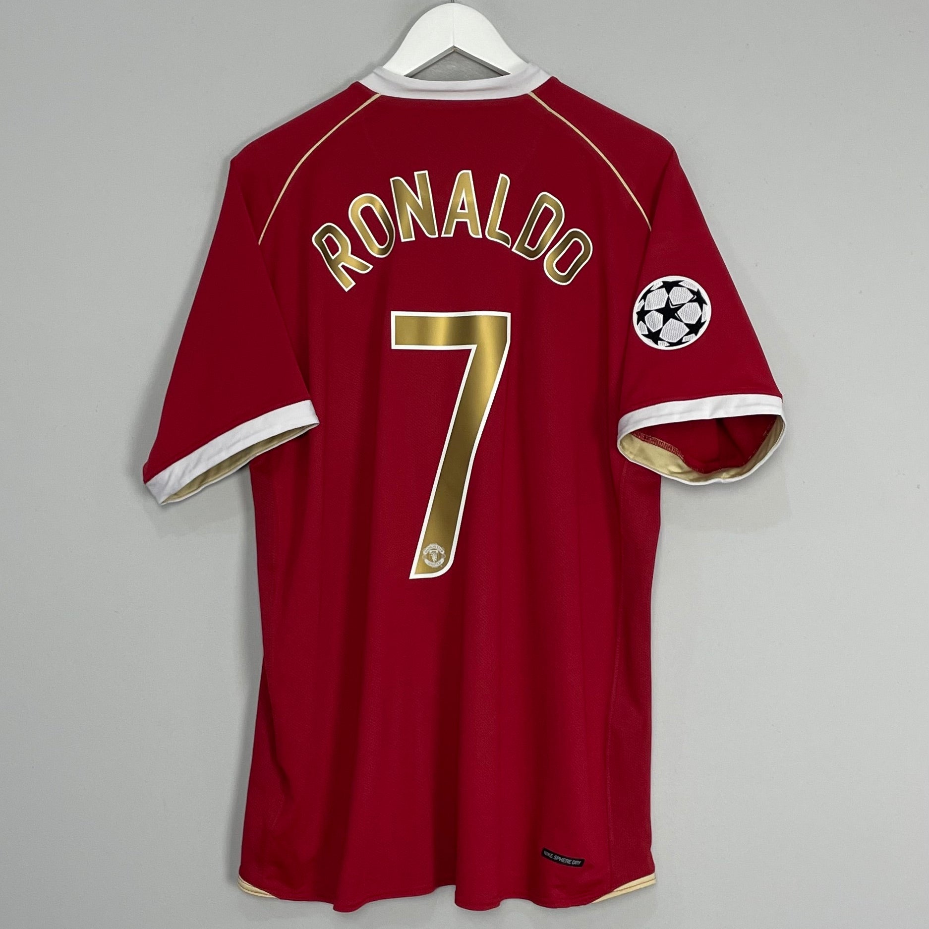 Shop 2006/07 MANCHESTER UNITED RONALDO #7 C/L HOME SHIRT (XL) NIKE, classic football shirts, vintage football shirts & retro soccer jerseys at Cult Kits