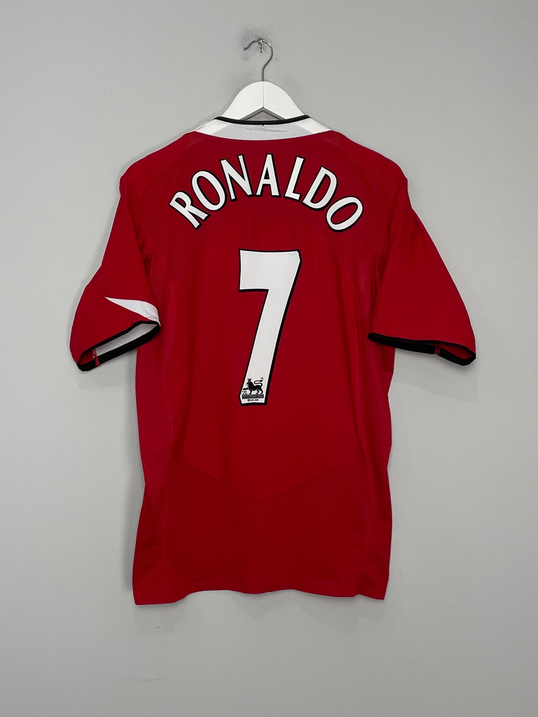 Shop 2004/06 MANCHESTER UNITED RONALDO #7 HOME SHIRT (L) NIKE, classic football shirts, vintage football shirts & retro soccer jerseys at Cult Kits