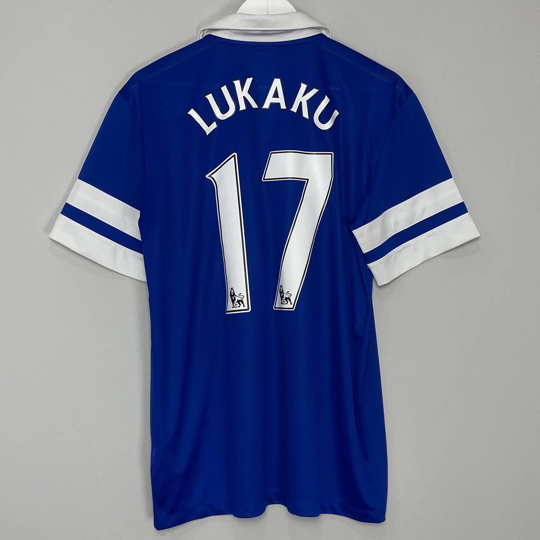 Shop 2013/14 EVERTON LUKAKU #17 HOME SHIRT (L) NIKE, classic football shirts, vintage football shirts & retro soccer jerseys at Cult Kits