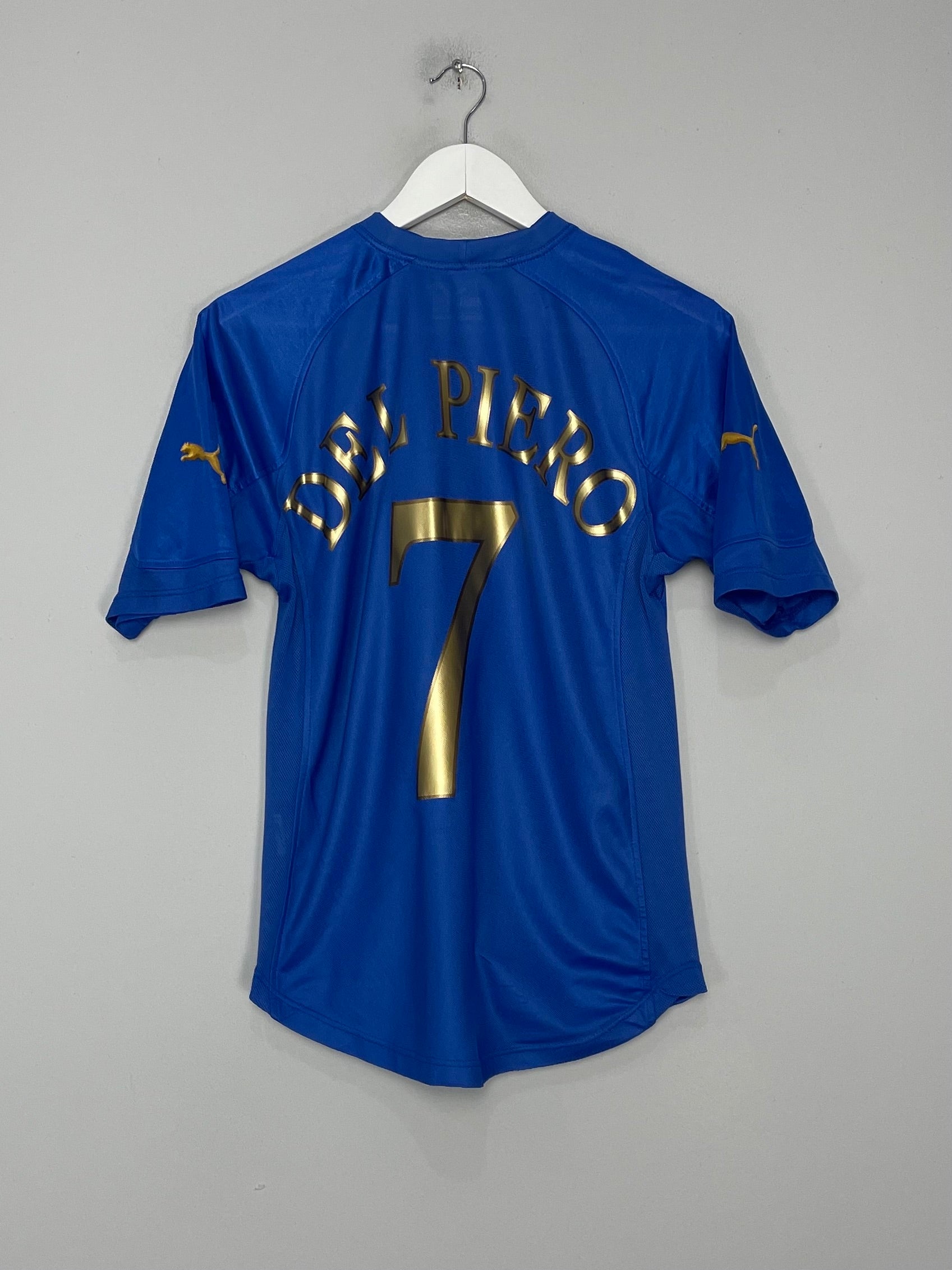 Shop 2004/05 ITALY DEL PIERO #7 HOME SHIRT (S) PUMA, classic football shirts, vintage football shirts & retro soccer jerseys at Cult Kits