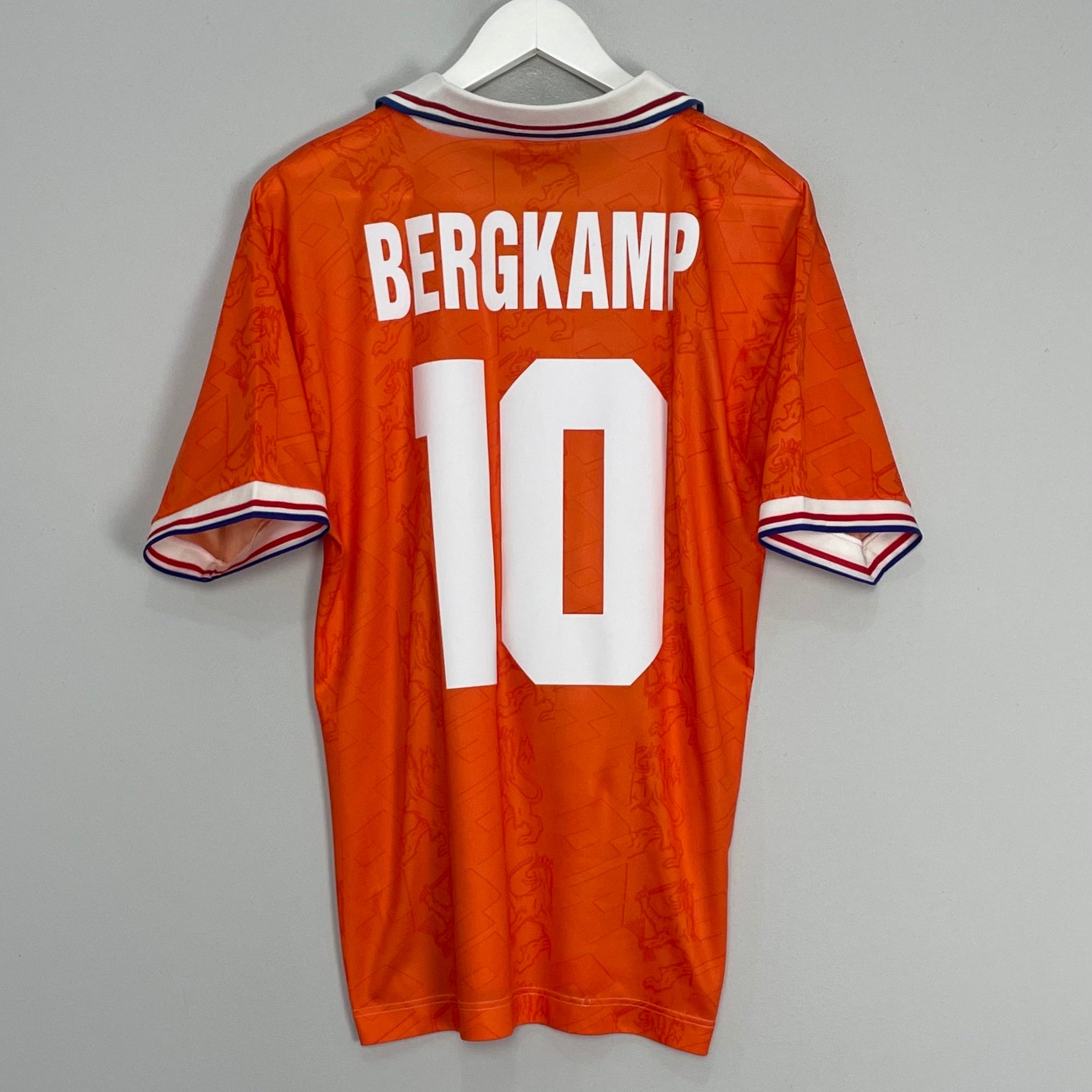 Shop 1994 NETHERLANDS BERGKAMP #10 HOME SHIRT (M) LOTTO, classic football shirts, vintage football shirts & retro soccer jerseys at Cult Kits