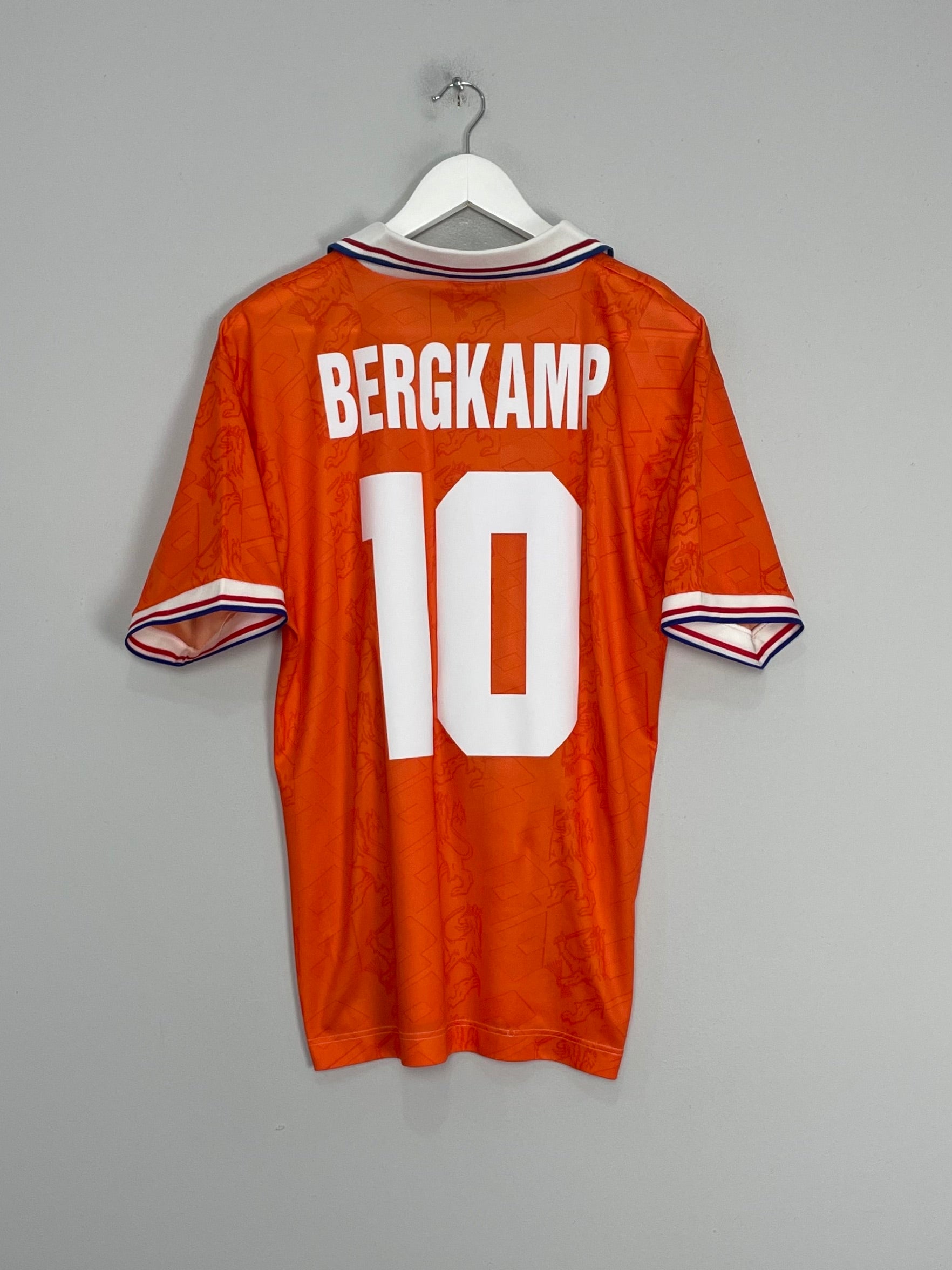 Shop 1994 NETHERLANDS BERGKAMP #10 HOME SHIRT (M) LOTTO, classic football shirts, vintage football shirts & retro soccer jerseys at Cult Kits