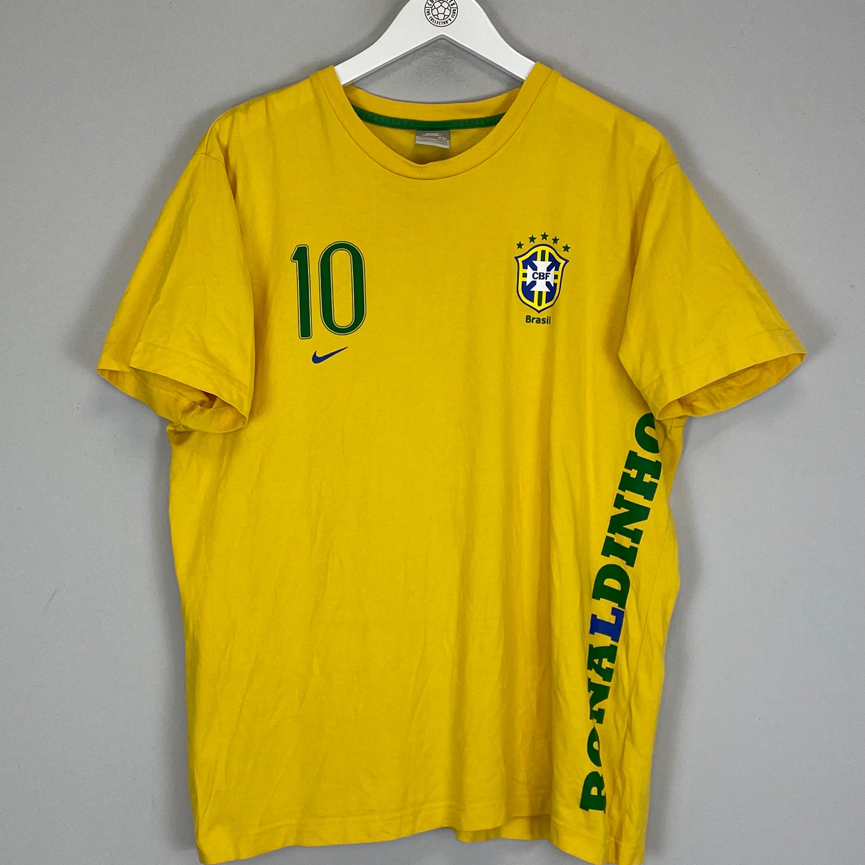 Shop 2006 BRAZIL RONALDINHO T-SHIRT (XL) NIKE, classic football shirts, vintage football shirts & retro soccer jerseys at Cult Kits