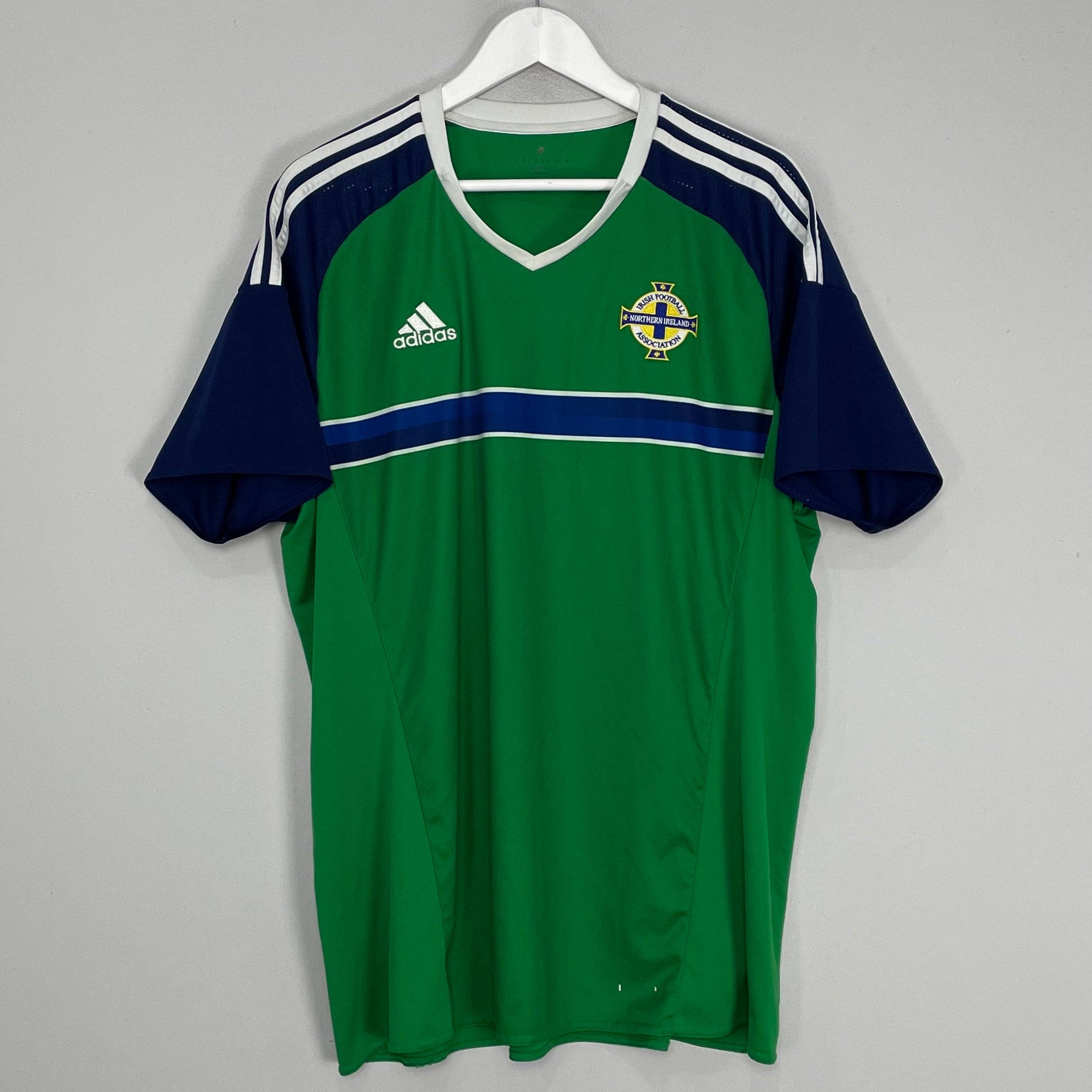 Shop 2016/17 NORTHERN IRELAND HOME SHIRT (XL) ADIDAS, classic football shirts, vintage football shirts & retro soccer jerseys at Cult Kits