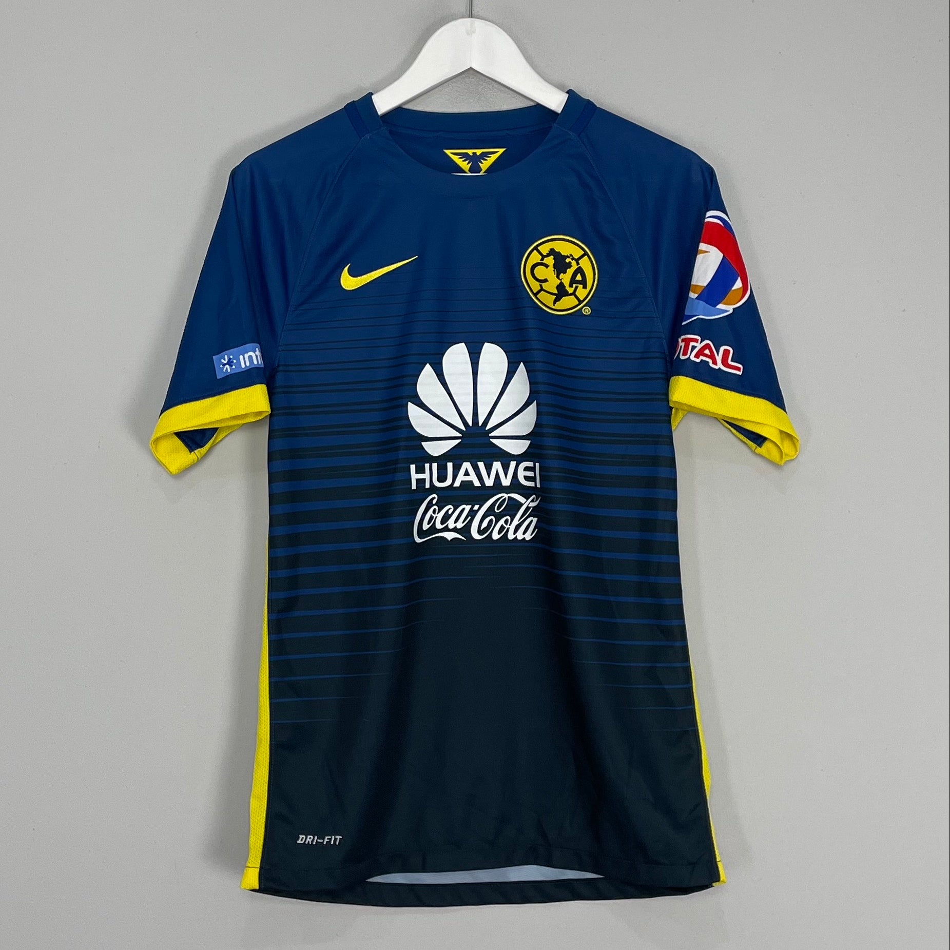 Shop 2015/16 CLUB AMERICA AWAY SHIRT (S) NIKE, classic football shirts, vintage football shirts & retro soccer jerseys at Cult Kits