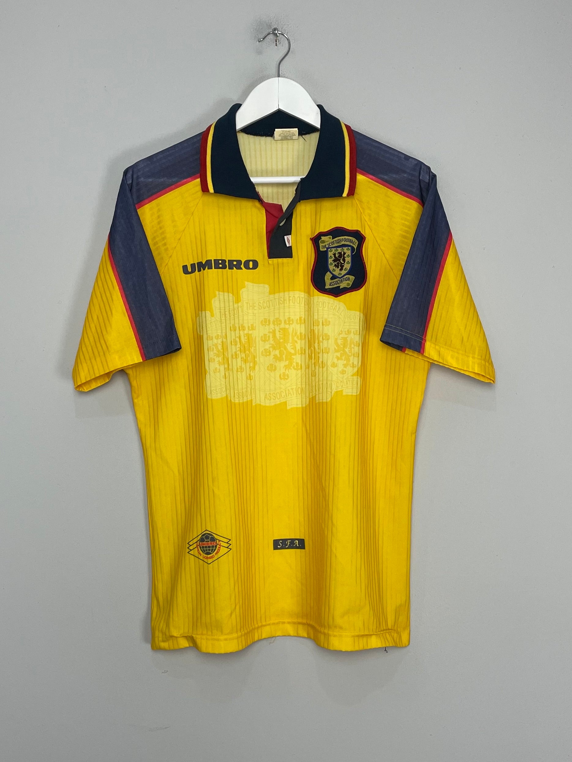 Shop 1997/99 SCOTLAND AWAY SHIRT (M) UMBRO, classic football shirts, vintage football shirts & retro soccer jerseys at Cult Kits