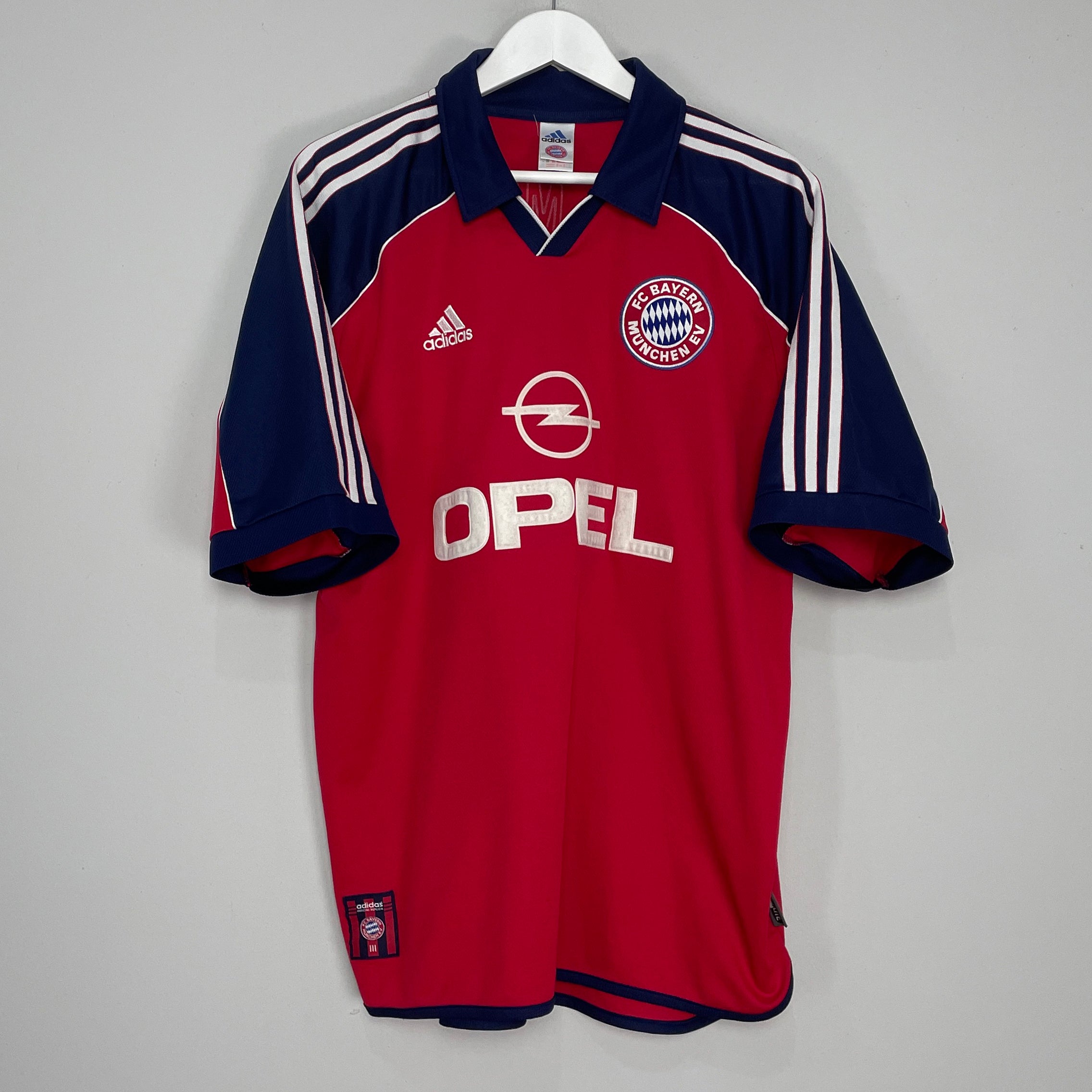 Shop 1999/01 BAYERN MUNICH HOME SHIRT (XL) ADIDAS, classic football shirts, vintage football shirts & retro soccer jerseys at Cult Kits
