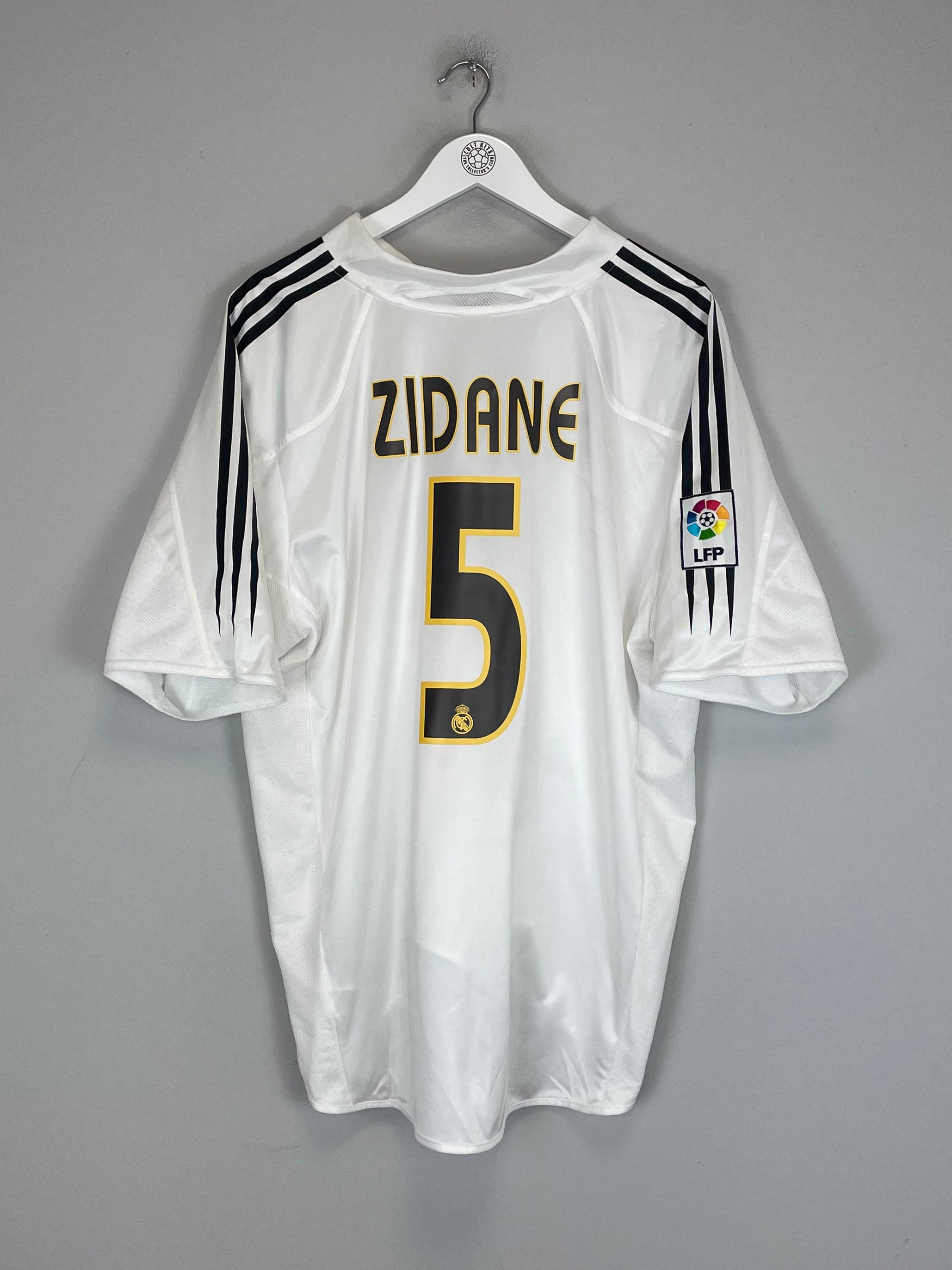 Shop 2004/05 REAL MADRID ZIDANE #5 HOME SHIRT (XL) ADIDAS, classic football shirts, vintage football shirts & retro soccer jerseys at Cult Kits