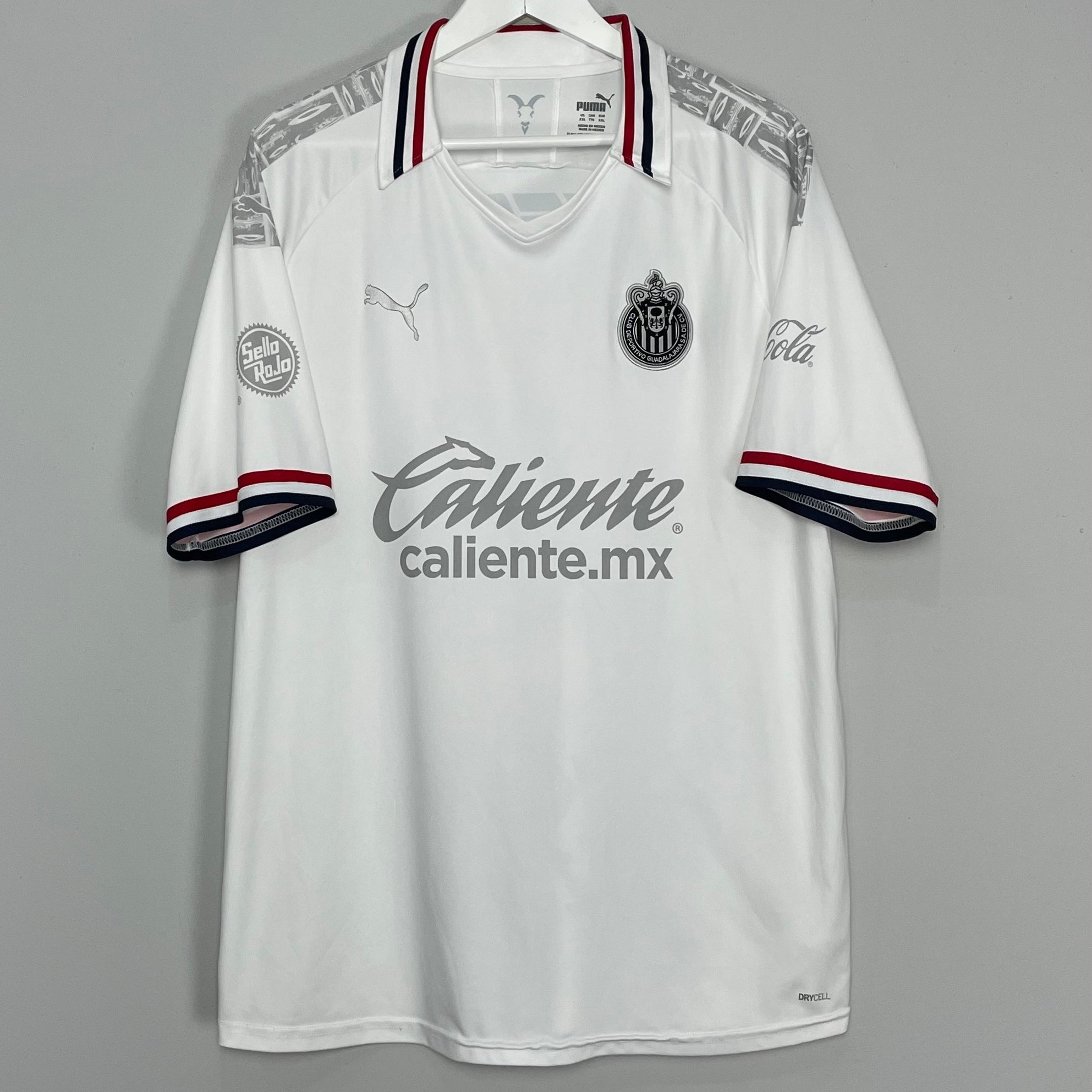 Shop 2019/20 CHIVAS GUADALAJARA THIRD SHIRT (XXL) PUMA, classic football shirts, vintage football shirts & retro soccer jerseys at Cult Kits